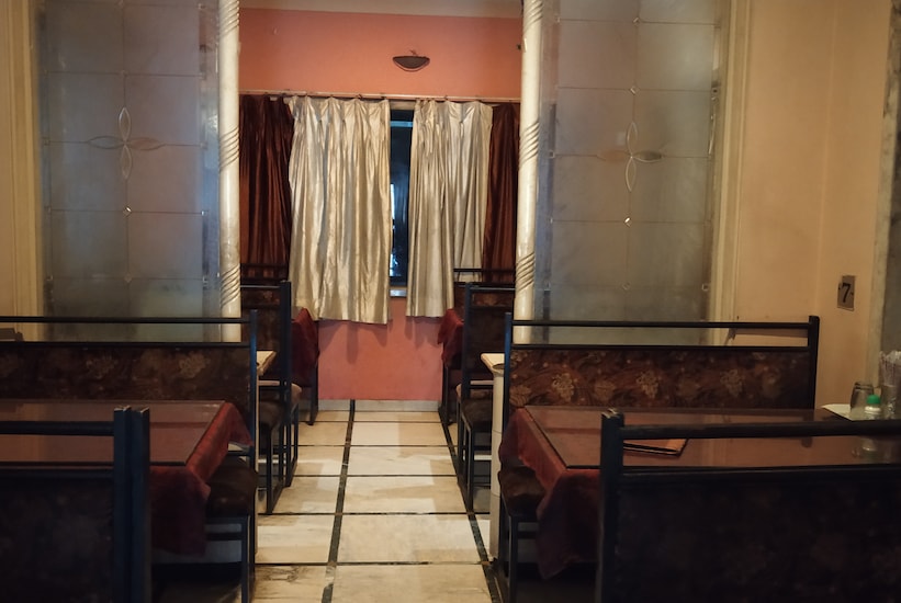 Hotel New Shalimar, Jalgaon 4