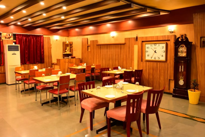 Hotel Matrix inn, Chakan 4