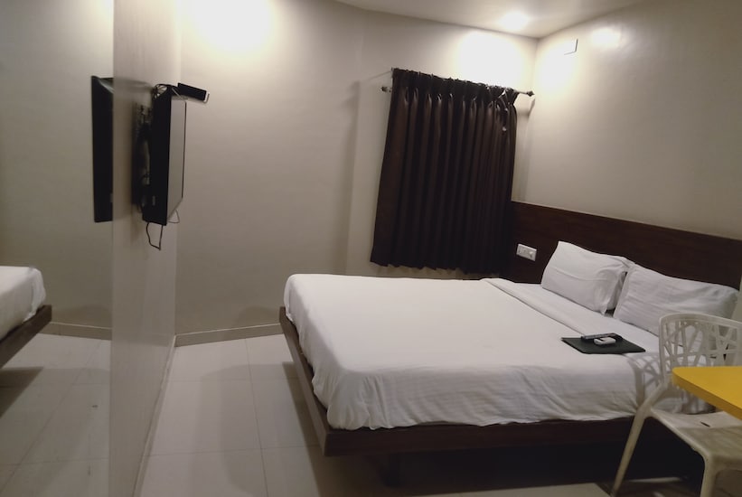 Hotel Grand Pune, Pune 5