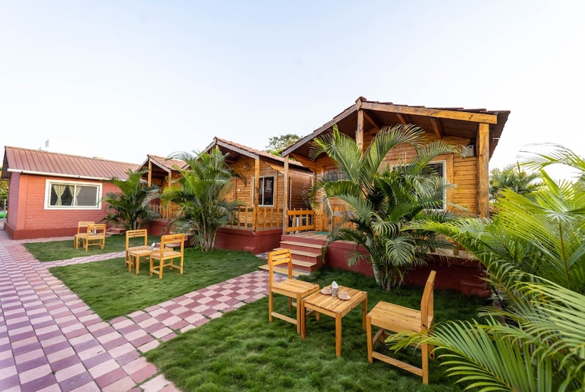 Vanrai Village Resort, Pune 4