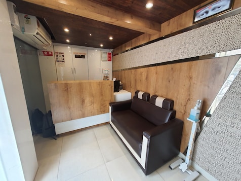 Hotel Hotel Sai Suites- Near Dadar Railway Station