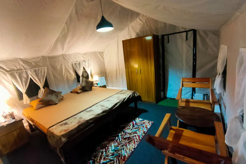 Huts and Hats Resorts, Pangot 4