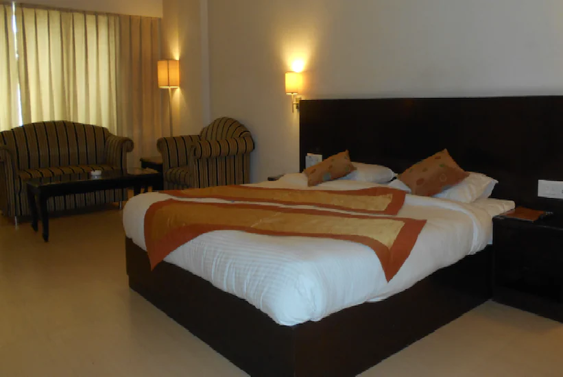 Ark Hotel And Resort