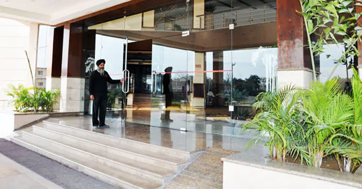 Ark Hotel And Resort, Rudrapur 5