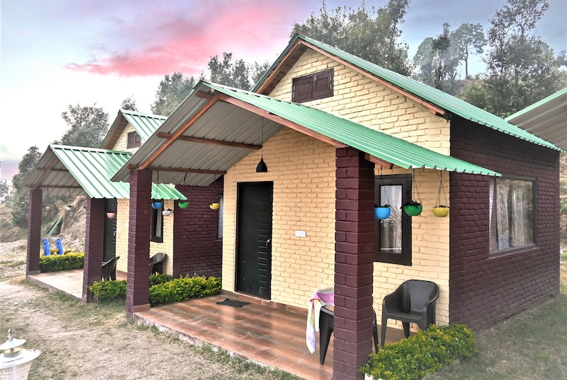 Kumaoni Karavan Camp's & Resort, Pangot 2