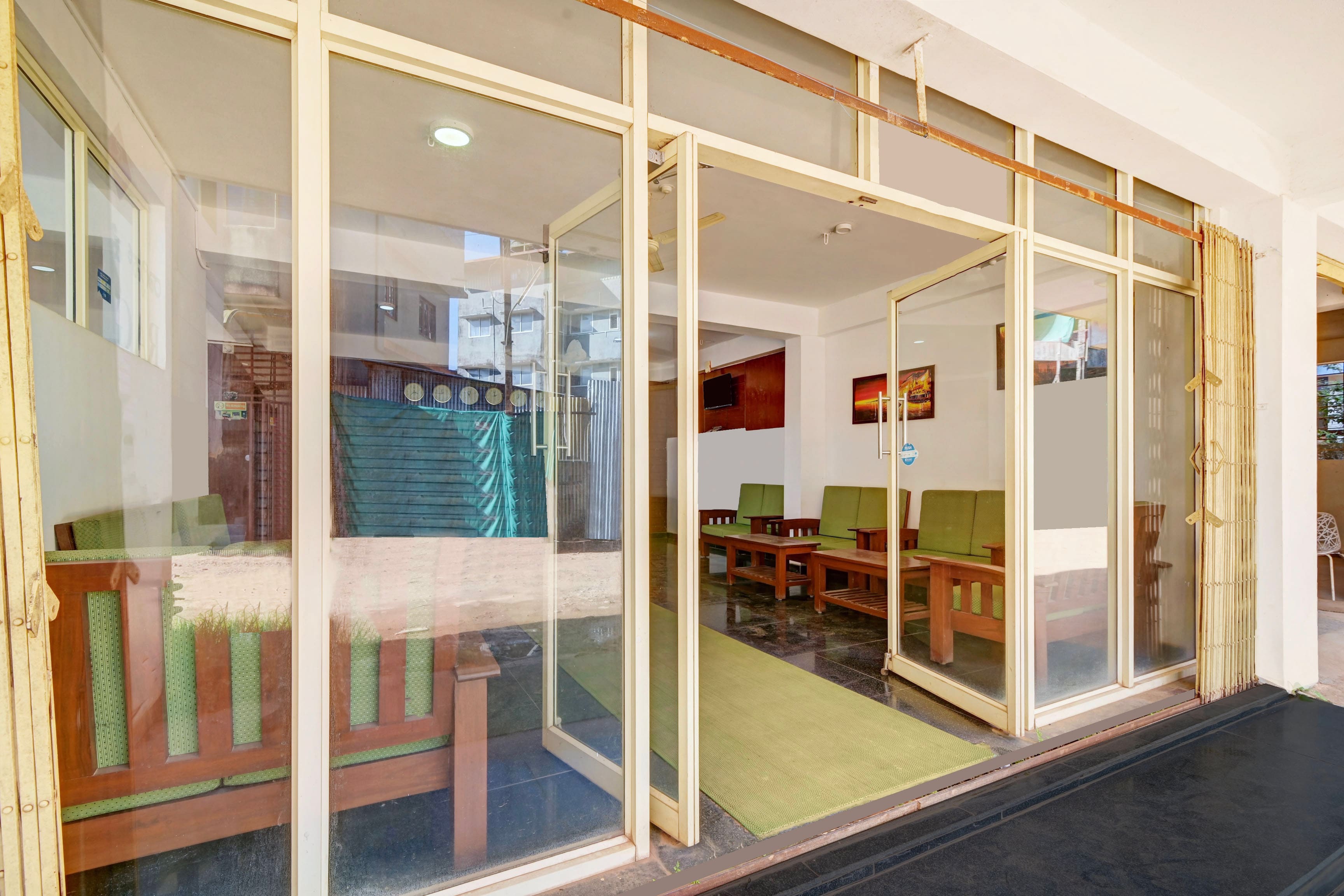 Super Collection O Madikeri City Center Near KSRTC Bus Stand Coorg Formerly Hotel Ragsys