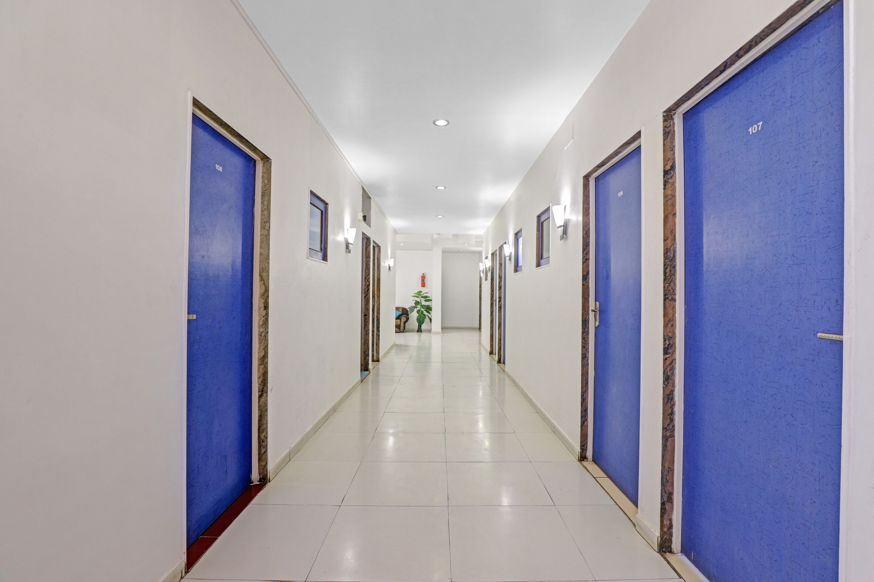 OYO 2798 Hotel Velvet, Rajkot 2