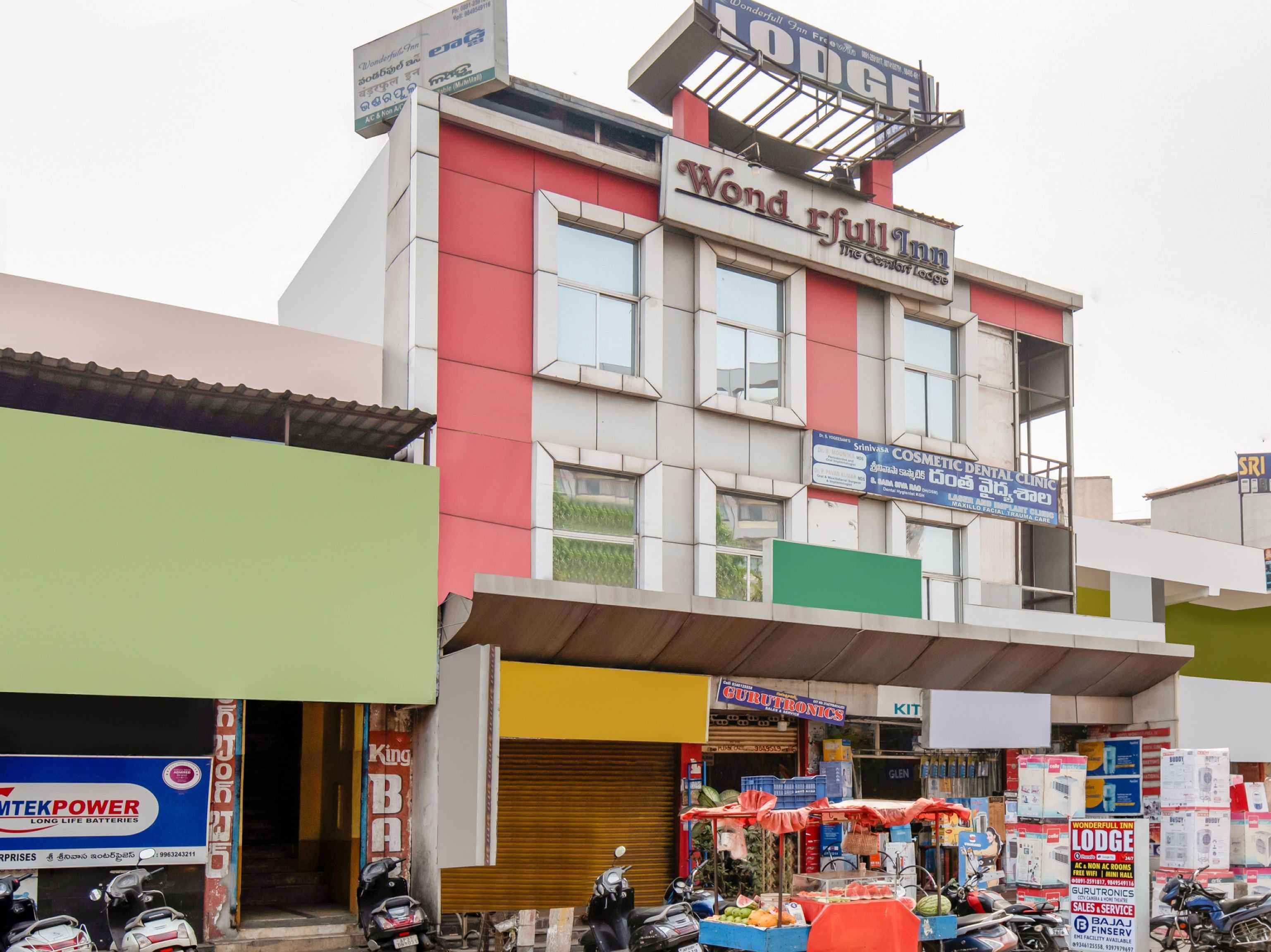 SPOT ON 73461 Hotel Wonderfull Inn, Visakhapatnam 4