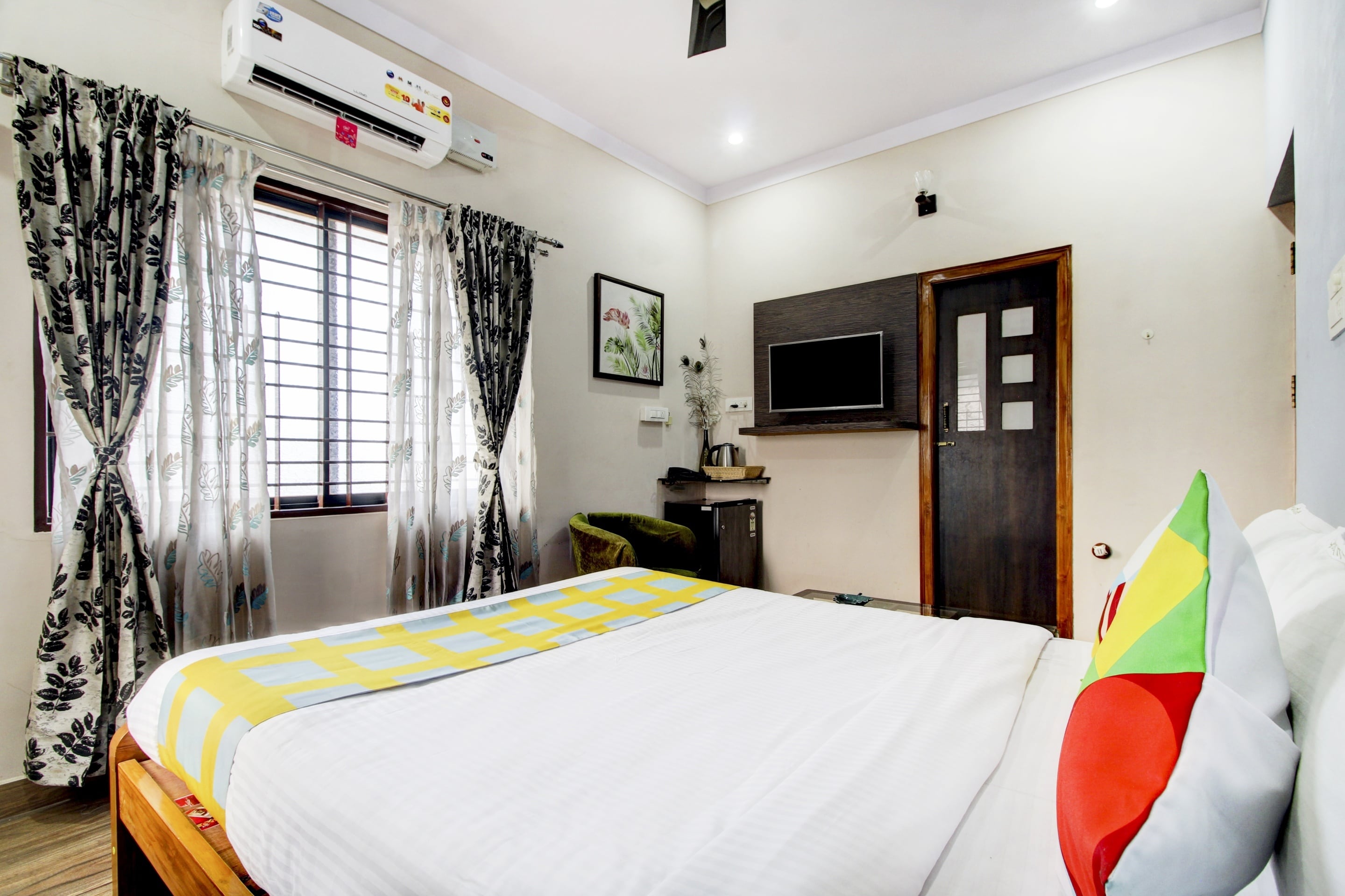 OYO 80001 VP inn, Mysore 2
