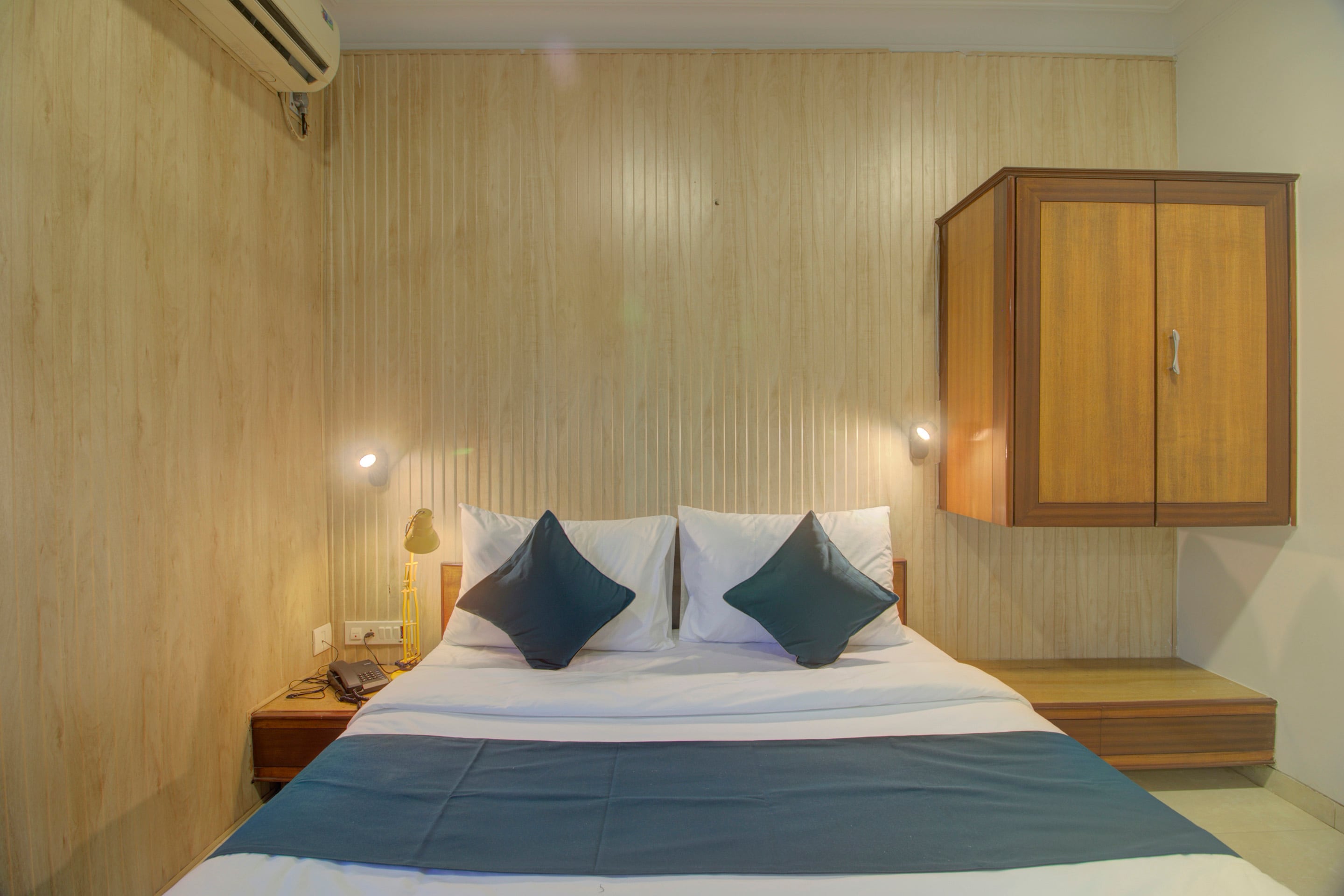 FabHotel Manas Residency, Mumbai 4
