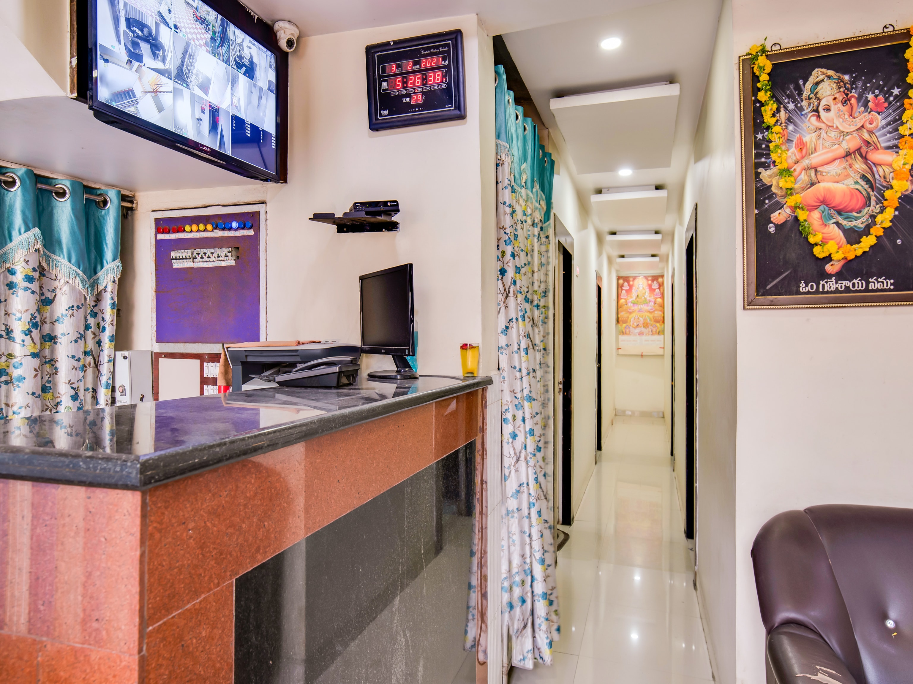 OYO 78389 Hotel Maruthi Residency, Vijayawada 4