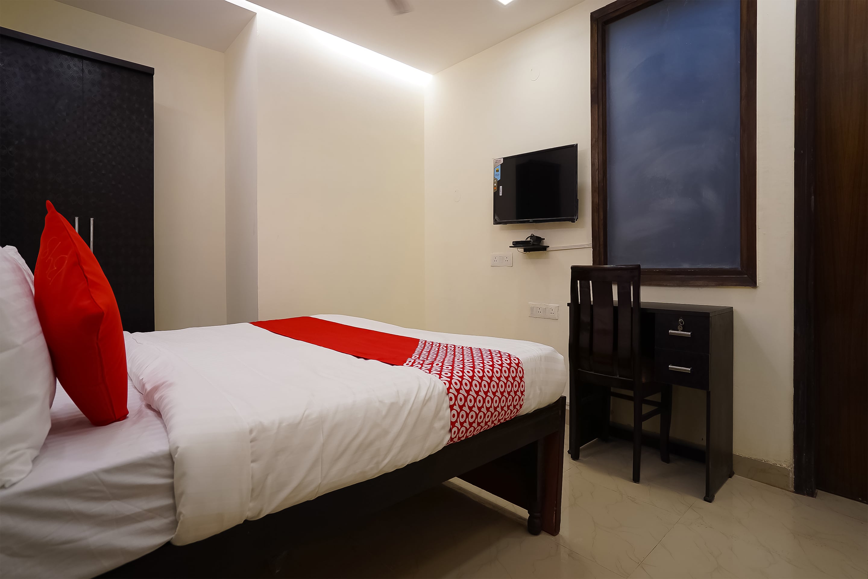 OYO 79902 Flagship Hotel Olive Saffron, New Delhi 5