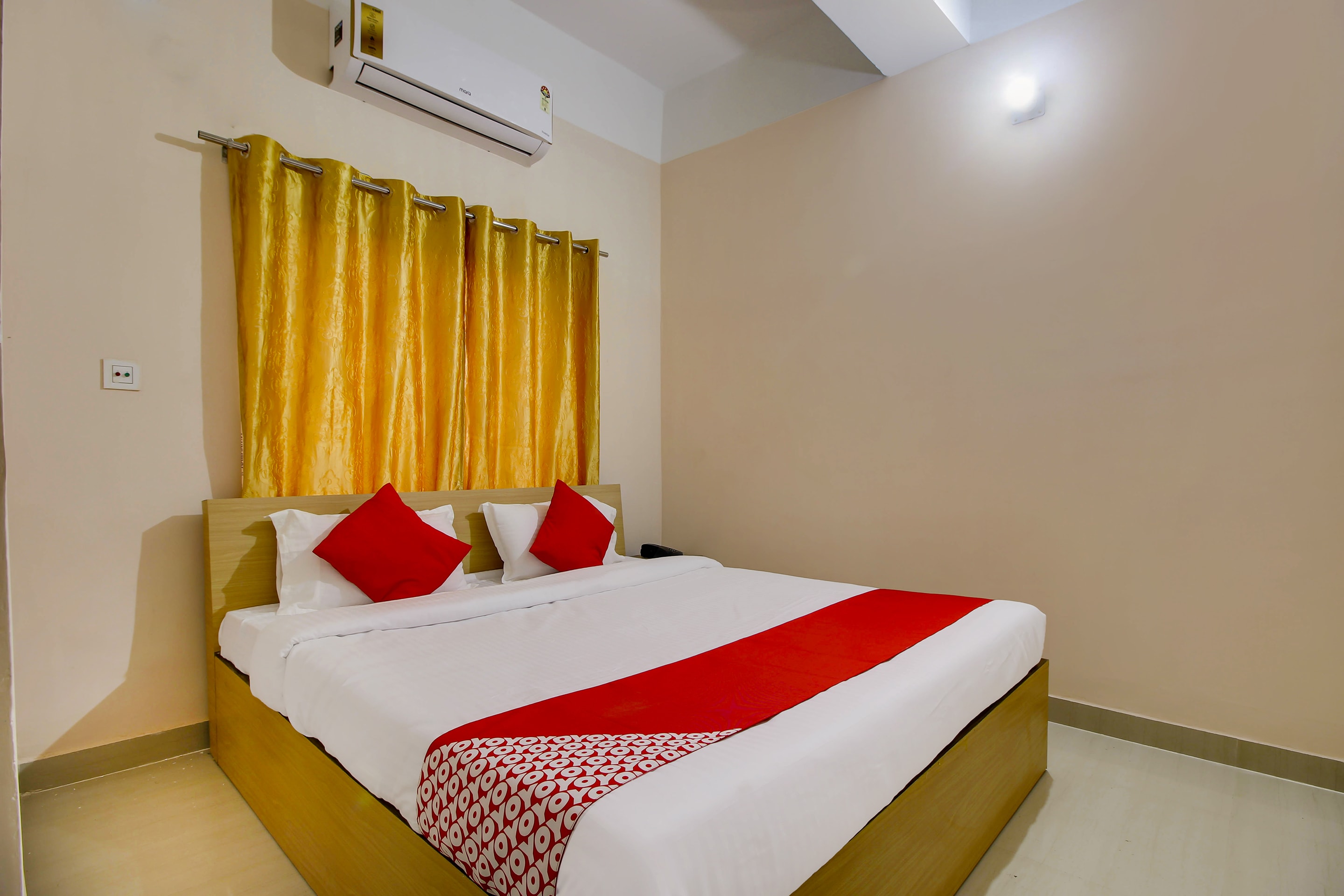 OYO Flagship 22252 Town & Country Inn, Guwahati 3