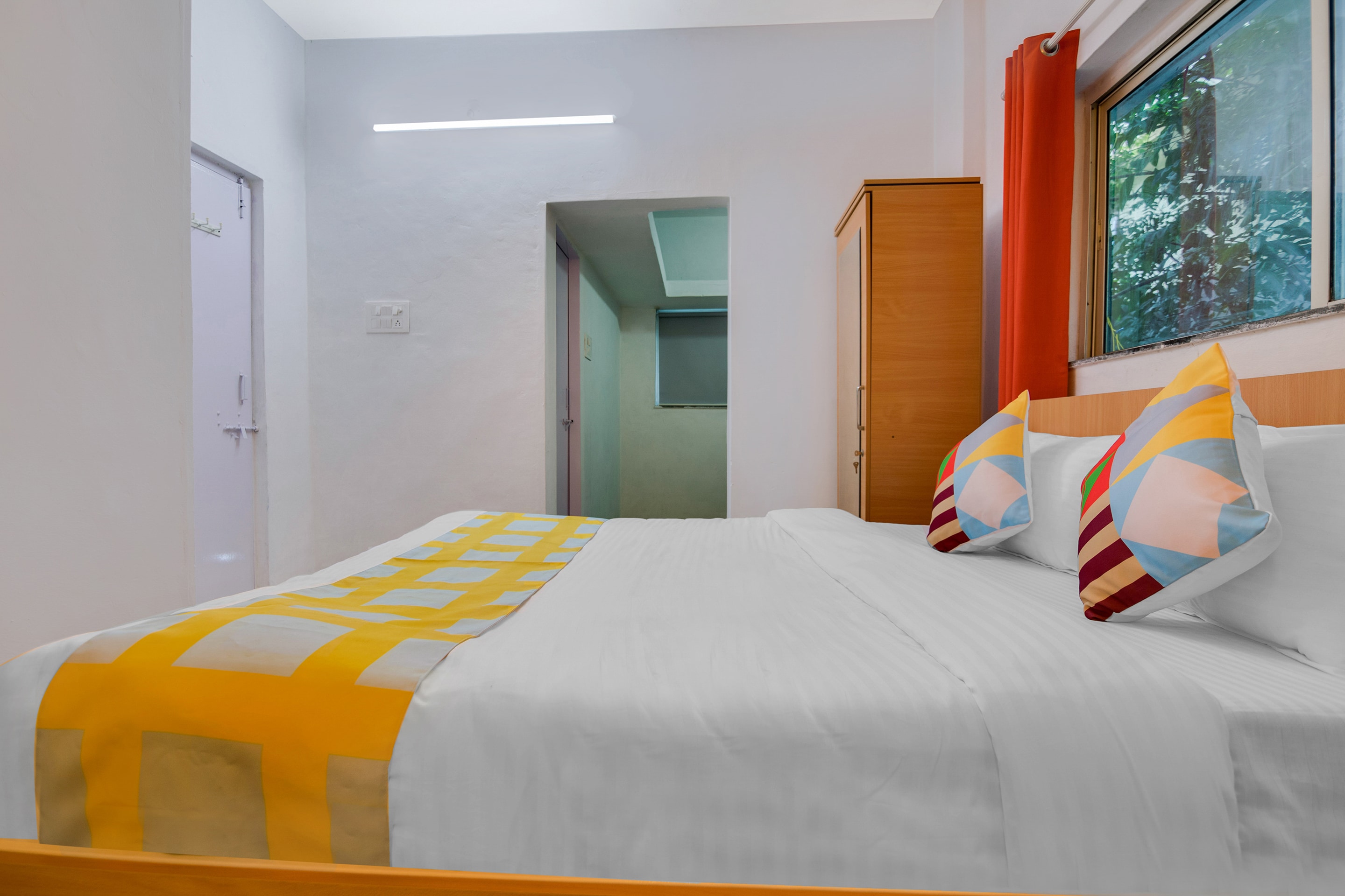 OYO Home 78023 Yana Heights, Pune 4