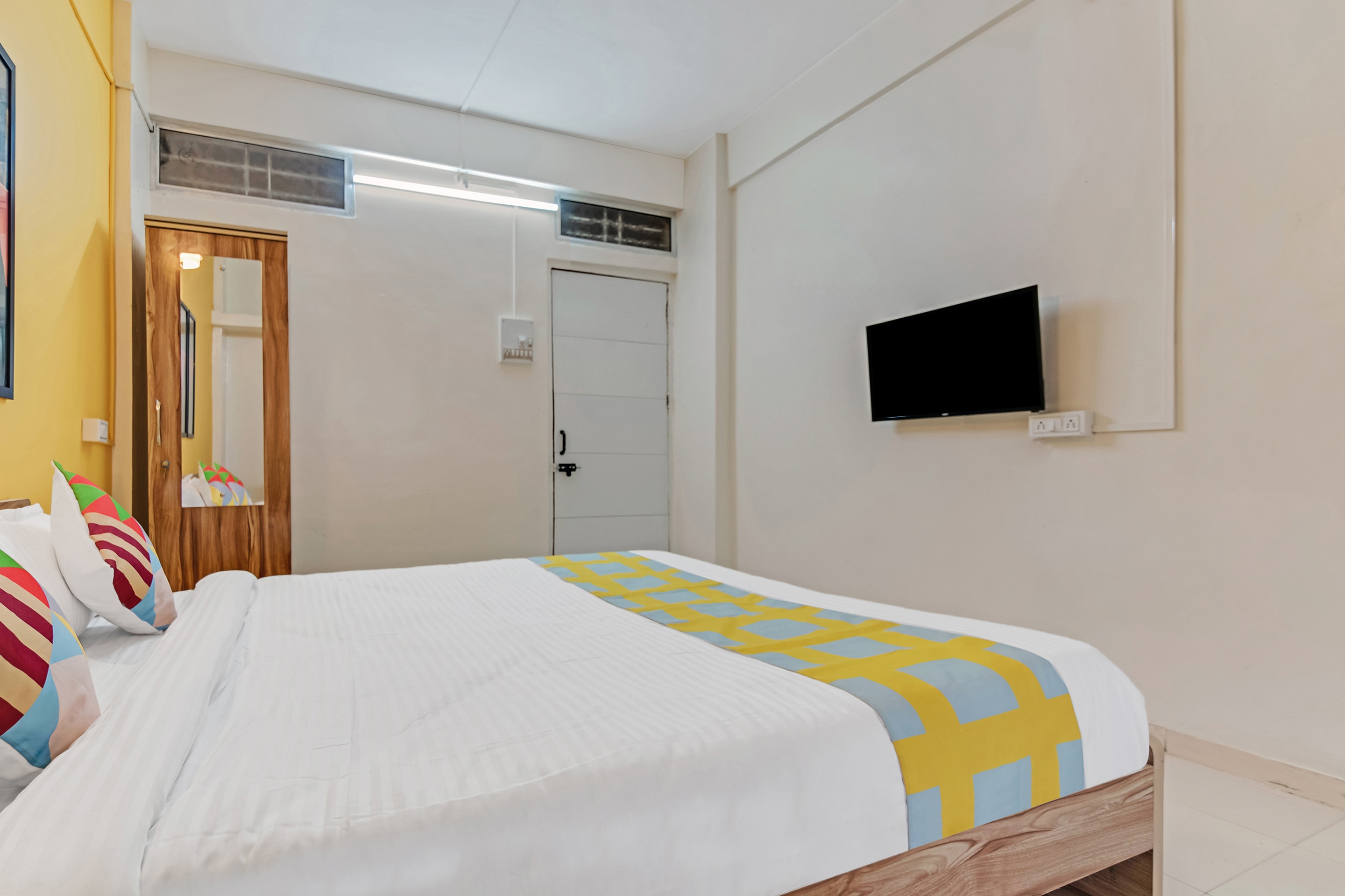 OYO Home 78029 Saraswati Niwas Vadgaon Budruk, Pune 2