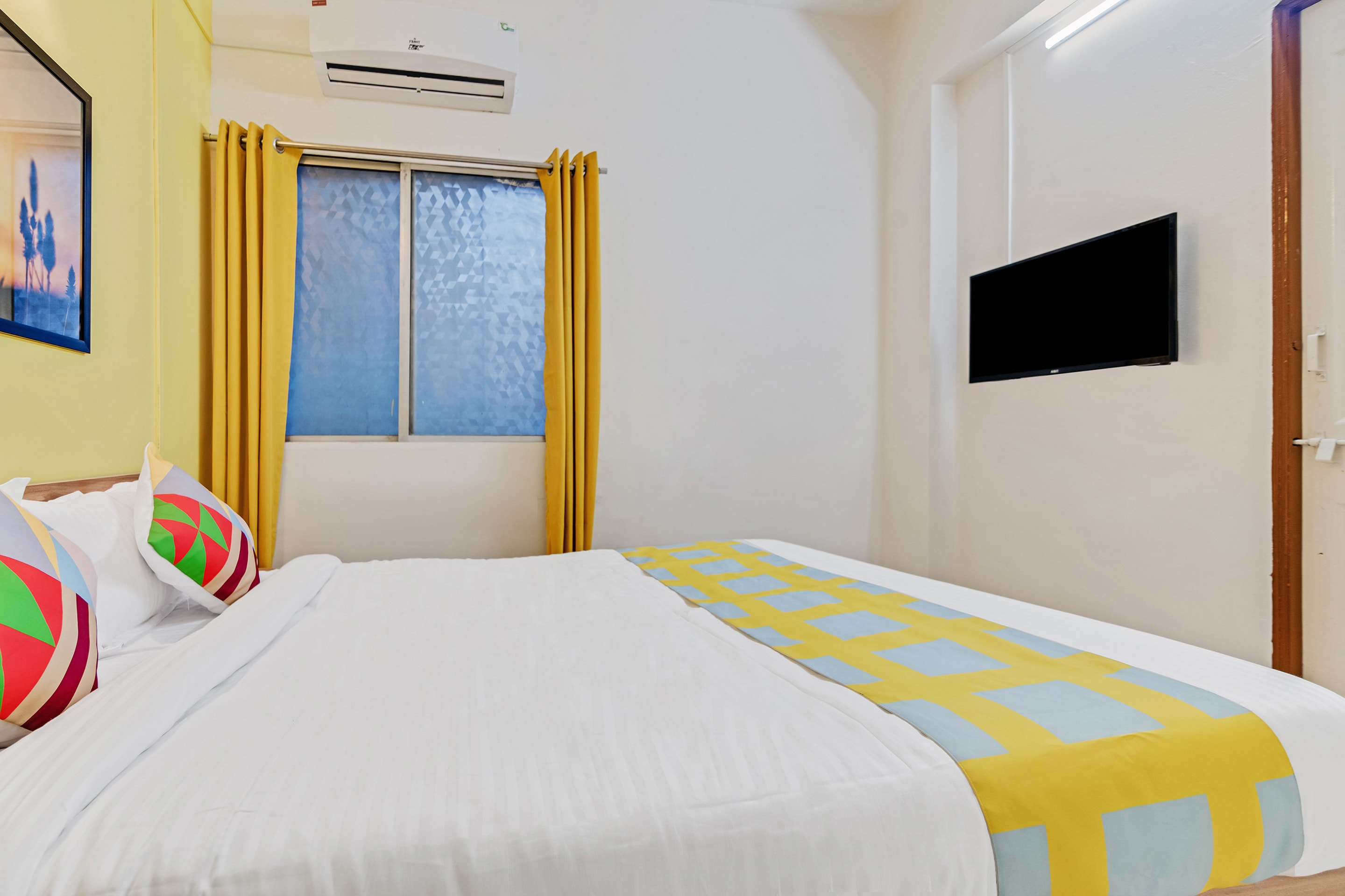 OYO Home 78029 Saraswati Niwas Vadgaon Budruk, Pune 4