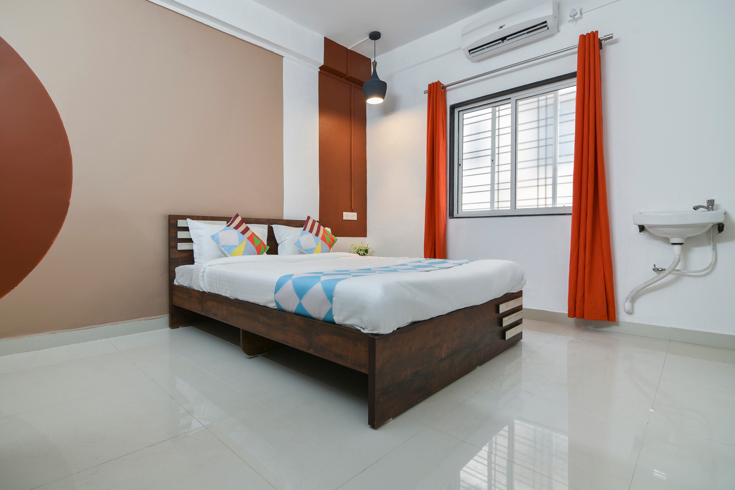 OYO Home 77994 The G Stay, Pune 4