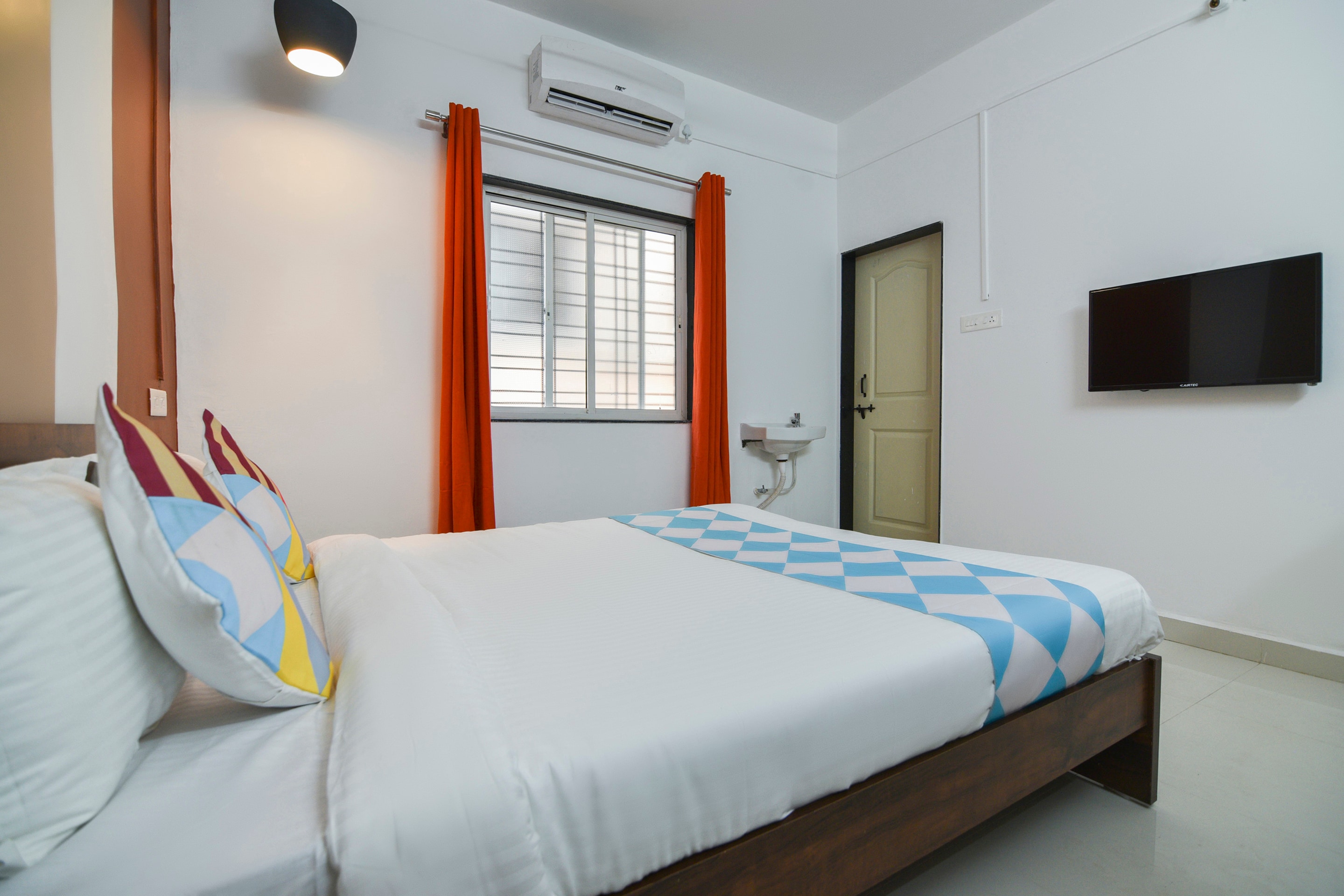 OYO Home 77994 The G Stay, Pune 5