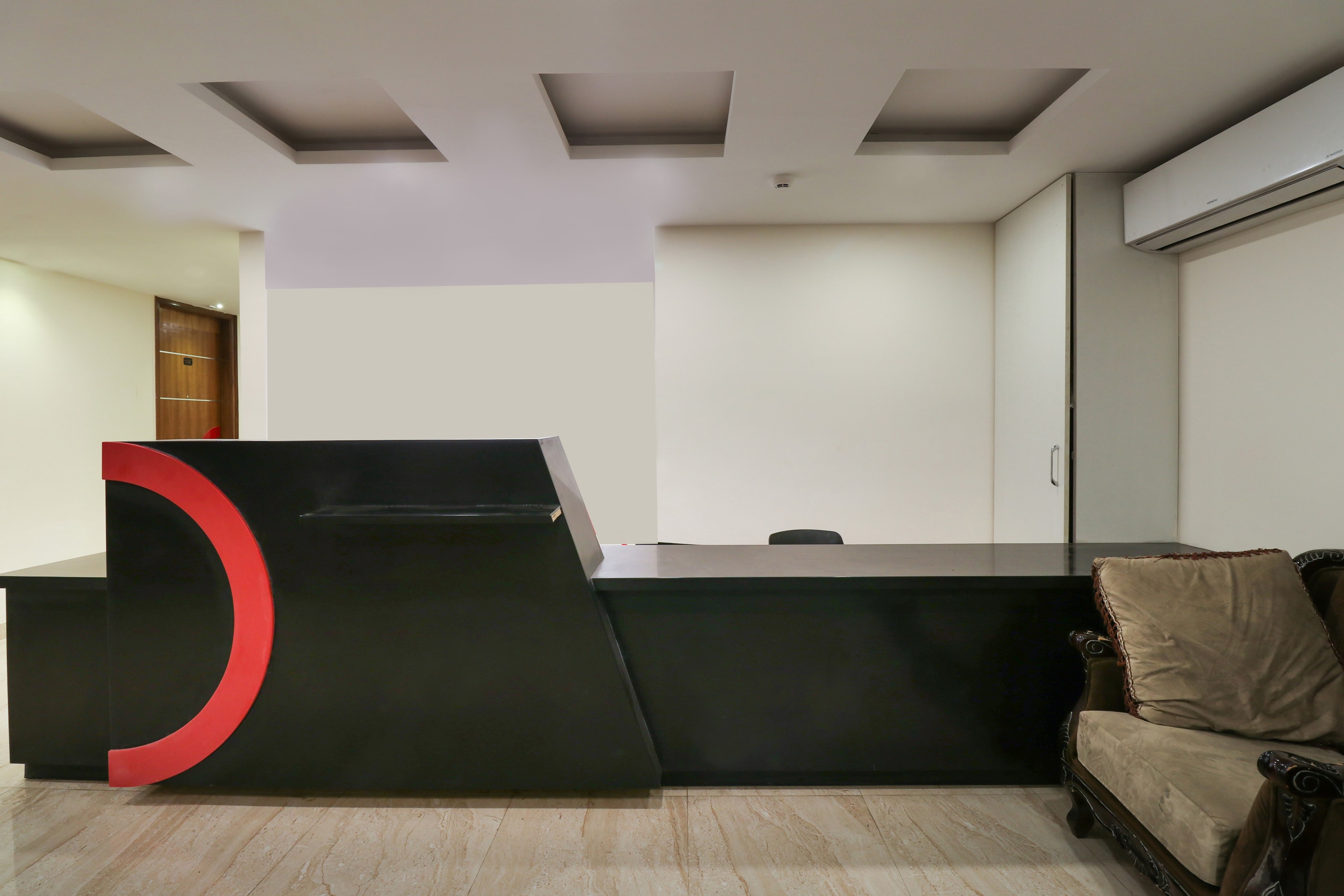 Capital O 69041 Yo Hotel, Bangalore 5