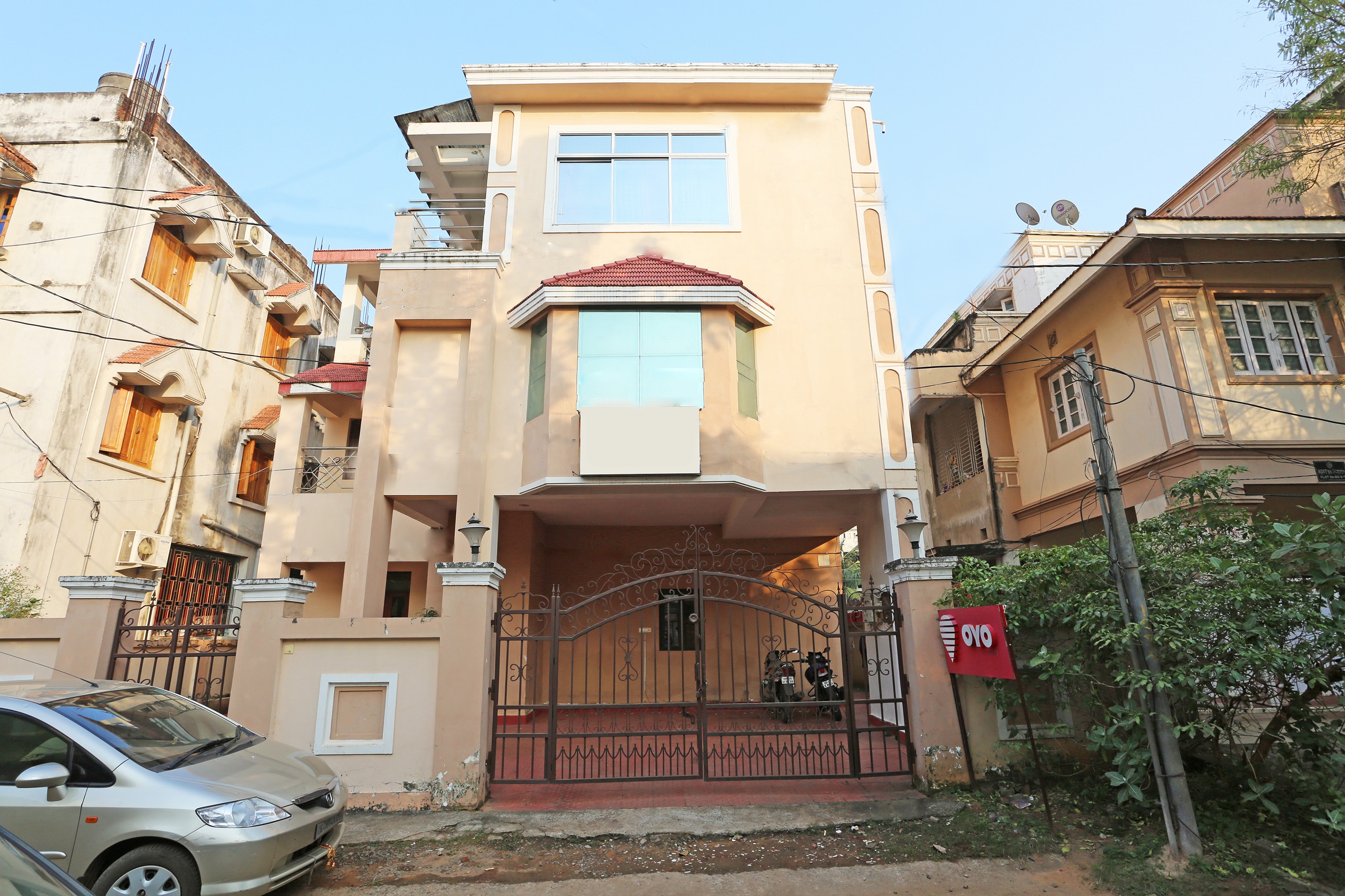 OYO Flagship 4877 ARADHYA RESIDENCY, Bhubaneswar 5