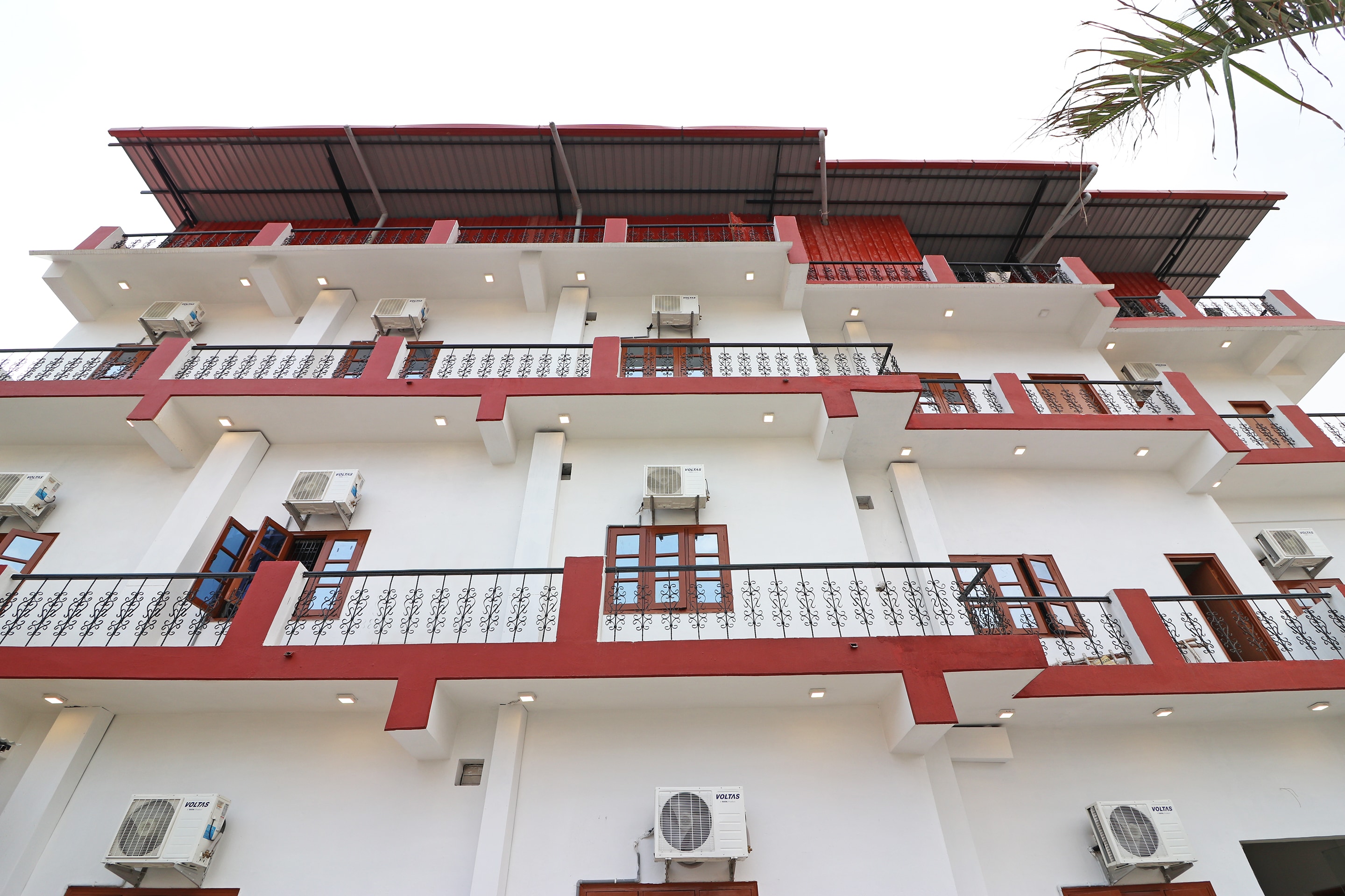 FabHotel Green Comfort, Dehradun 4