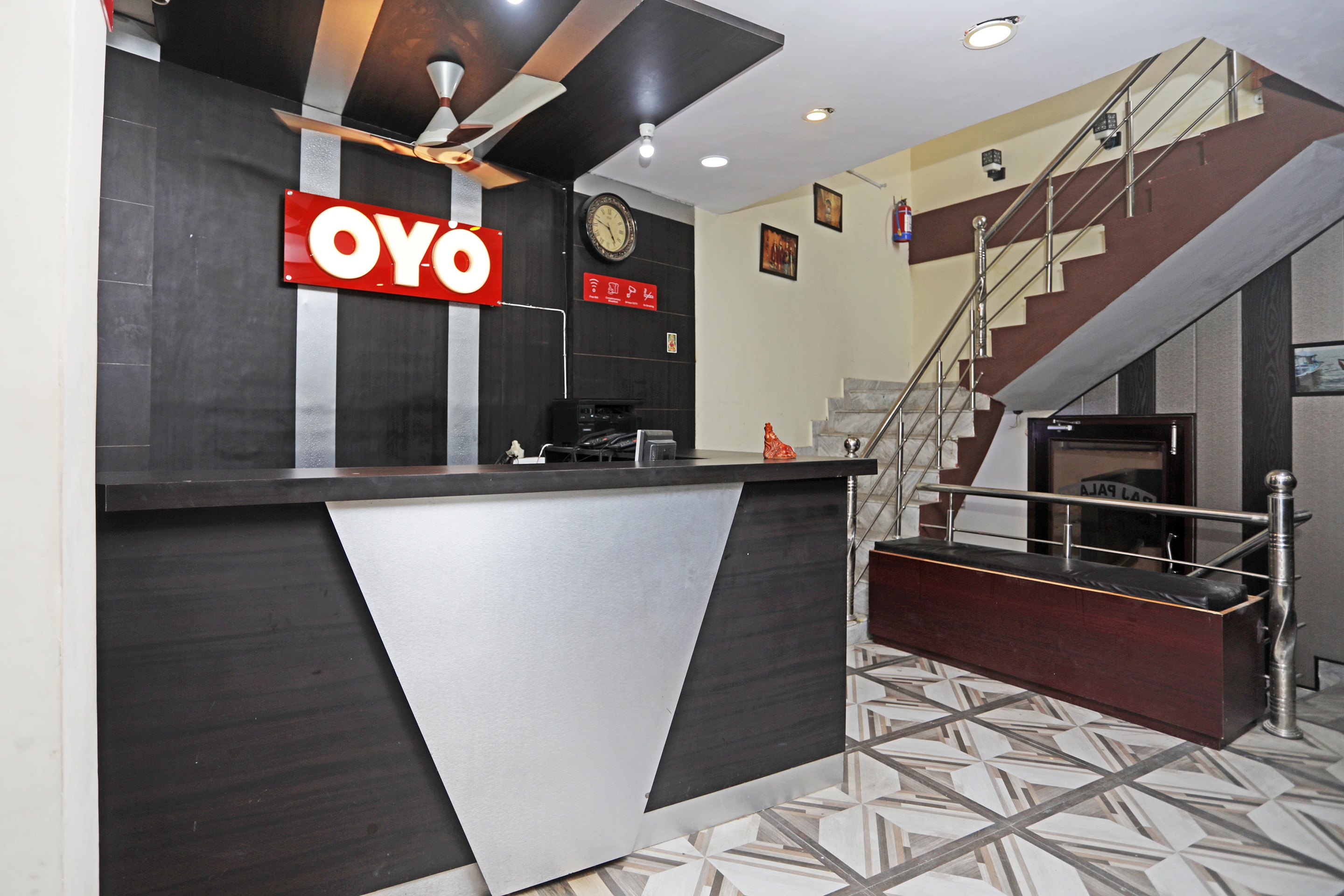 OYO 14332 Raj Palace, Meerut 3