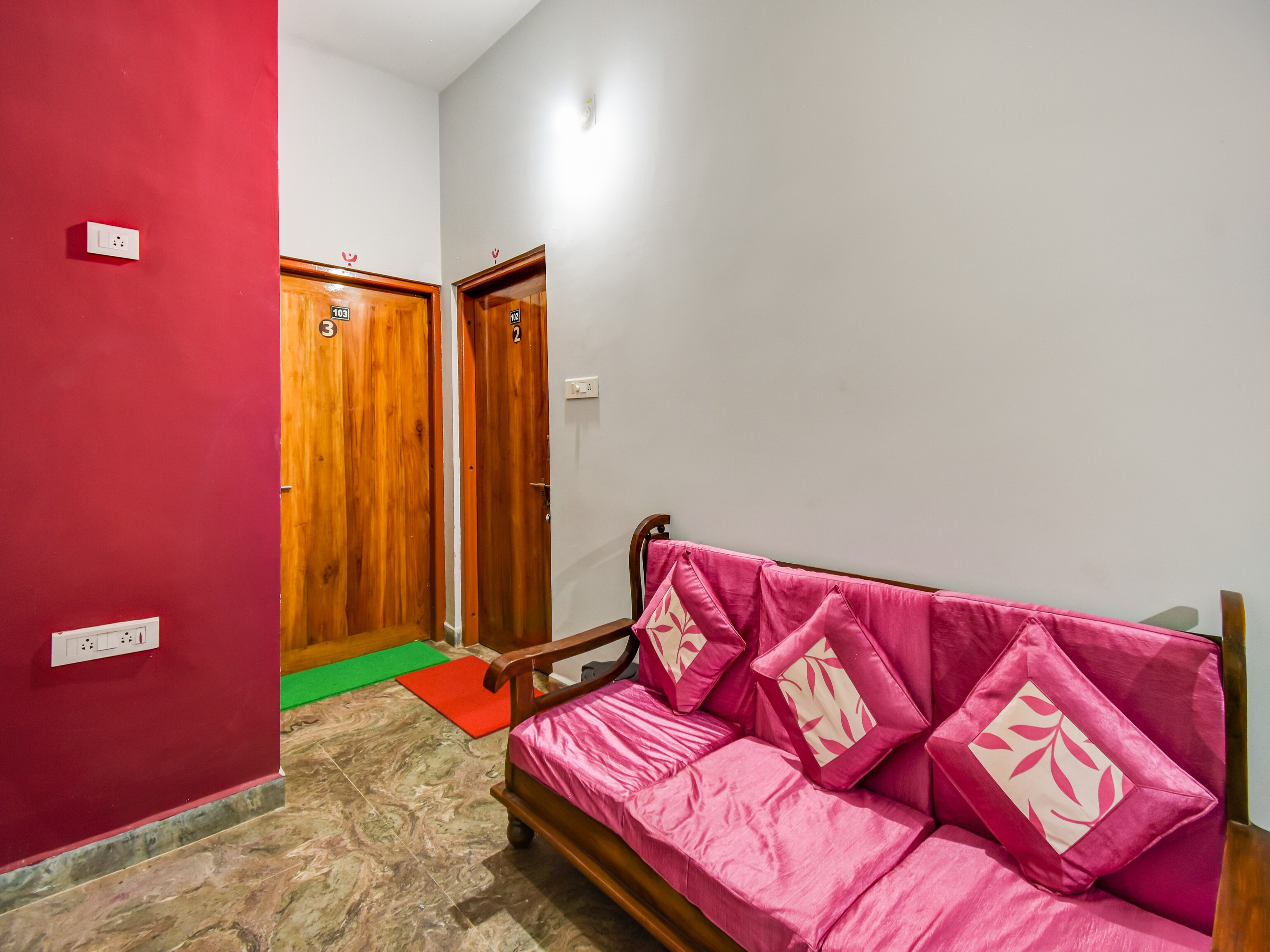 OYO 19111 Hotel Moonlight Premium, Bhubaneswar 2