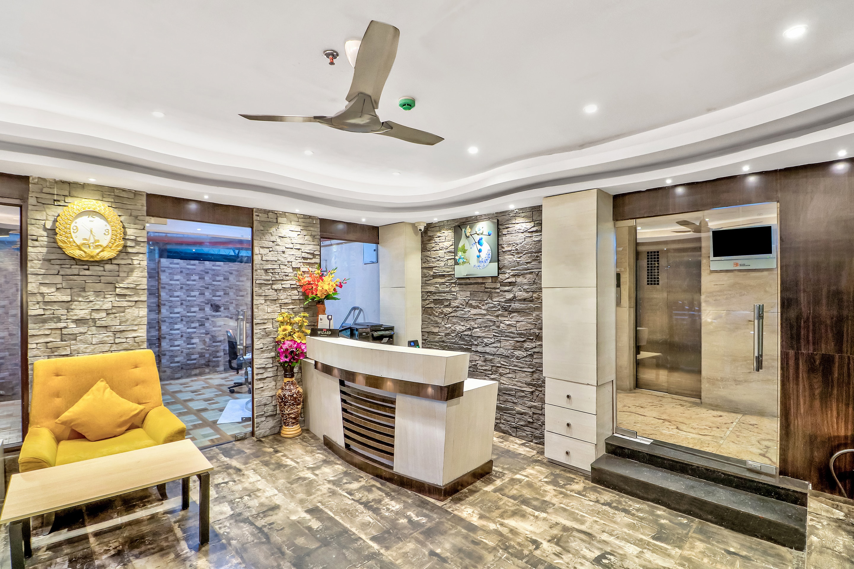 SilverKey Executive Stays 24949 Park Circus, Kolkata 3