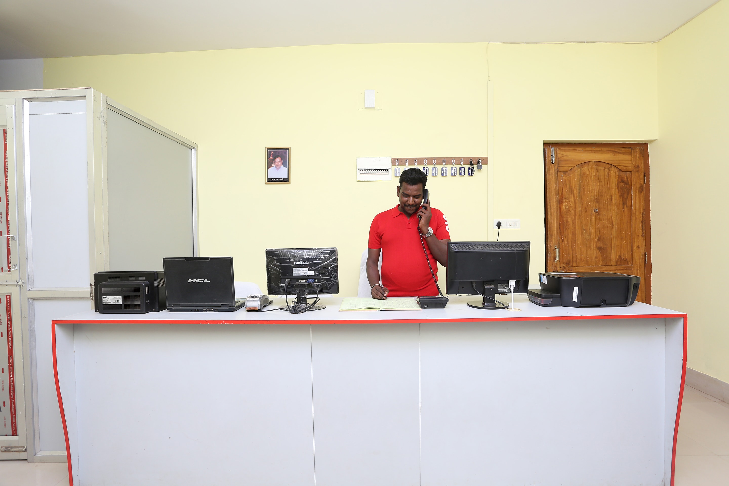 OYO Flagship 39521 Nandan Residency, Bhubaneswar 4