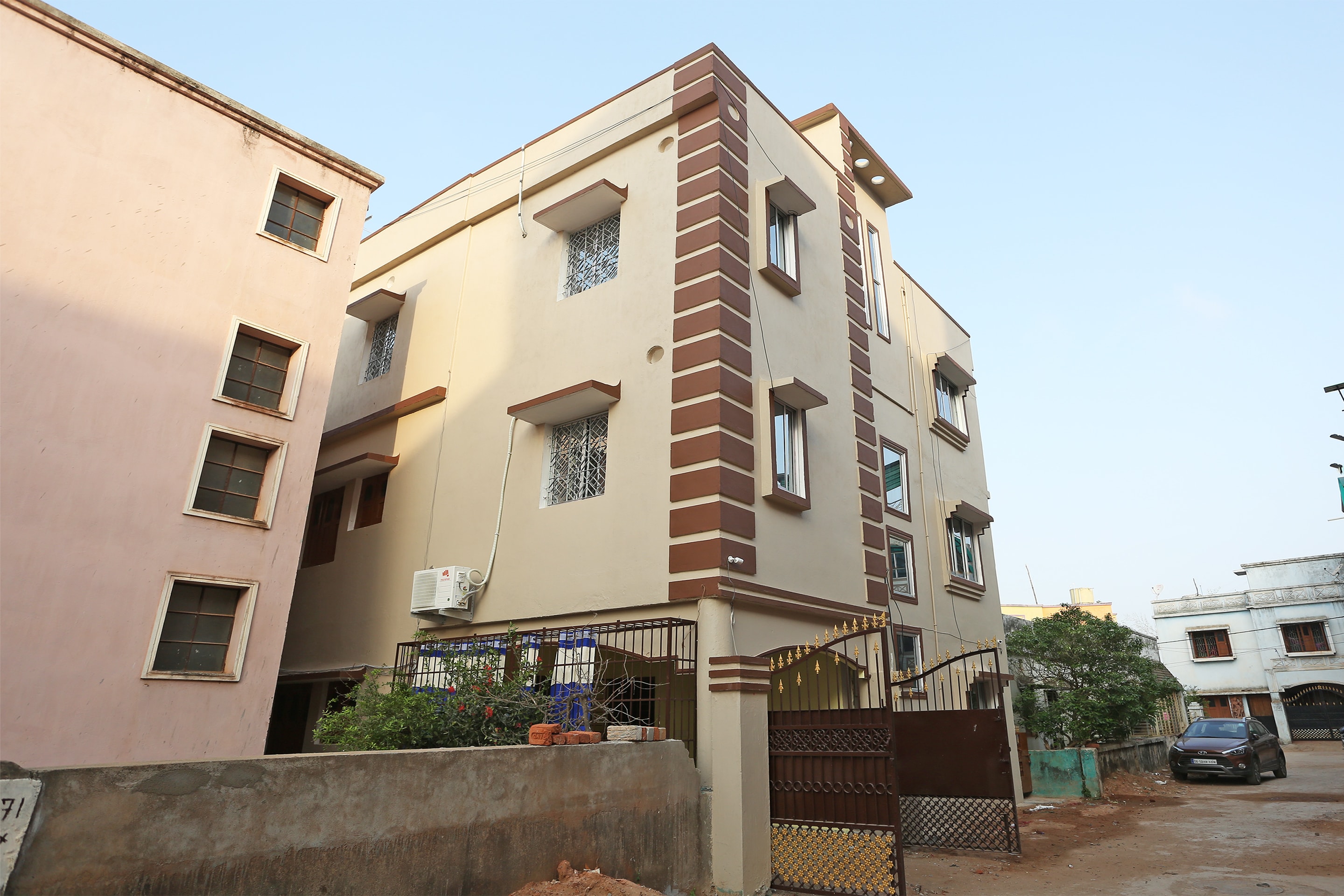 OYO Flagship 39521 Nandan Residency, Bhubaneswar 1