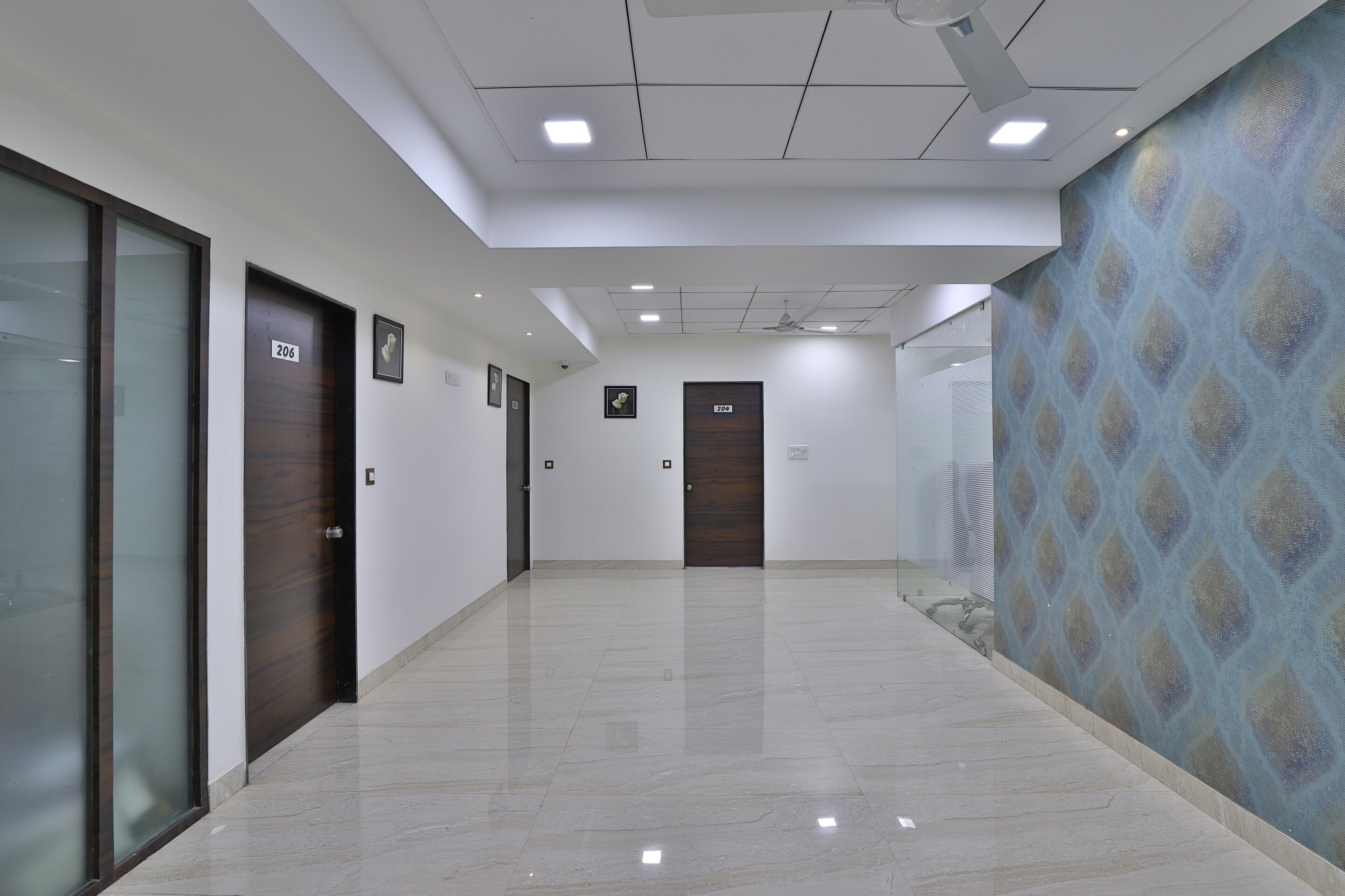 Collection O 41759 Hotel Acropole Inn, Ahmedabad 3