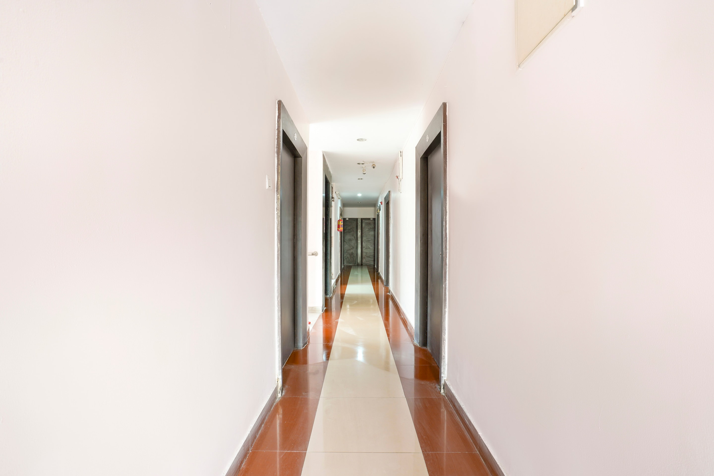 SPOT ON 65147 HOTEL SUNSHINE Inn, Hyderabad 2