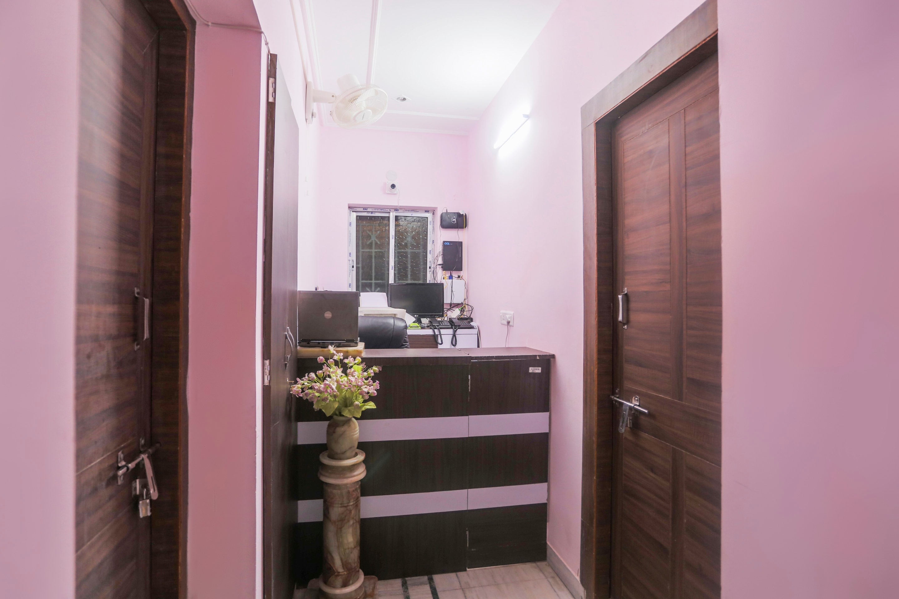 OYO 65716 Ma Kali Guest House, Kolkata 2