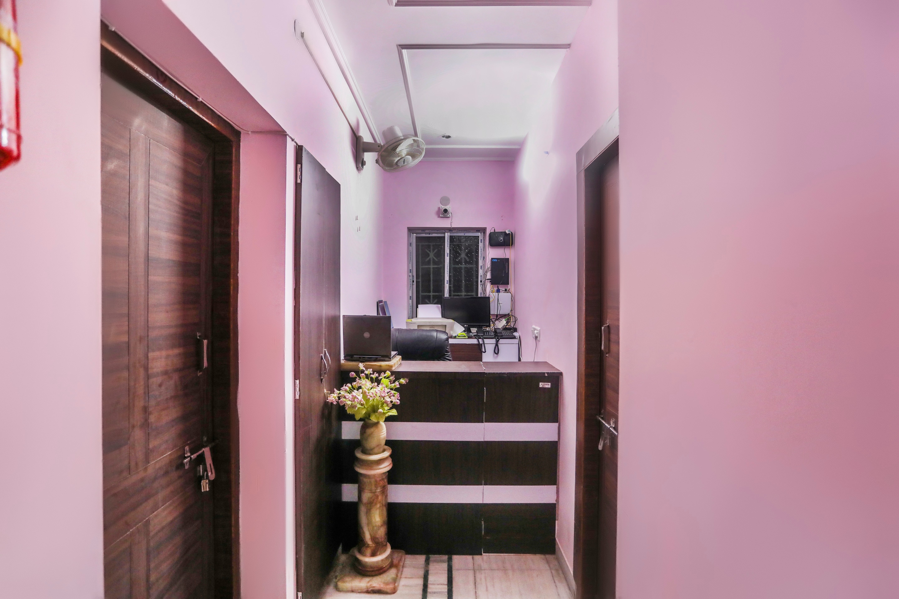 OYO 65716 Ma Kali Guest House, Kolkata 5