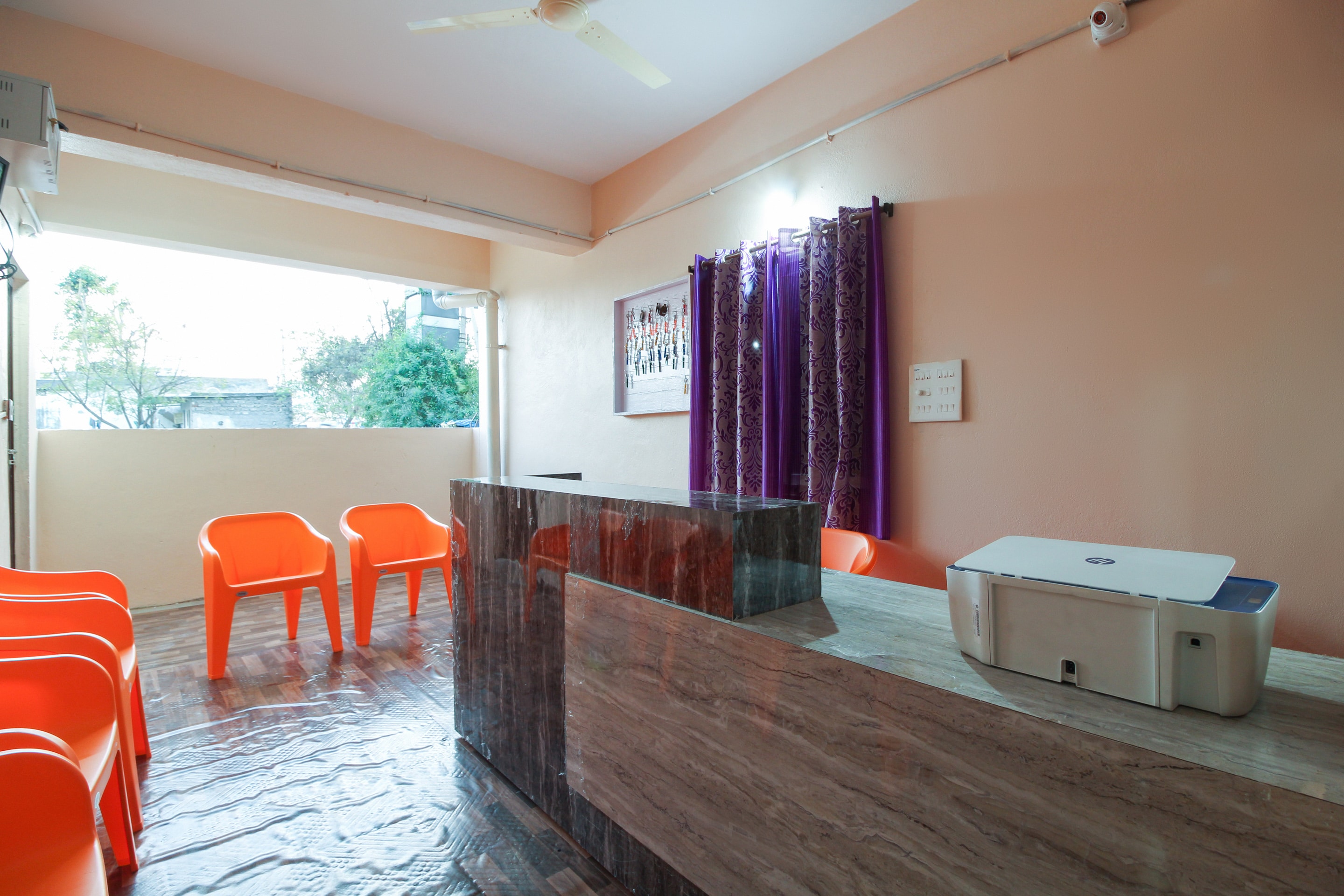 OYO Flagship 68493 S V Residency, Hyderabad 5