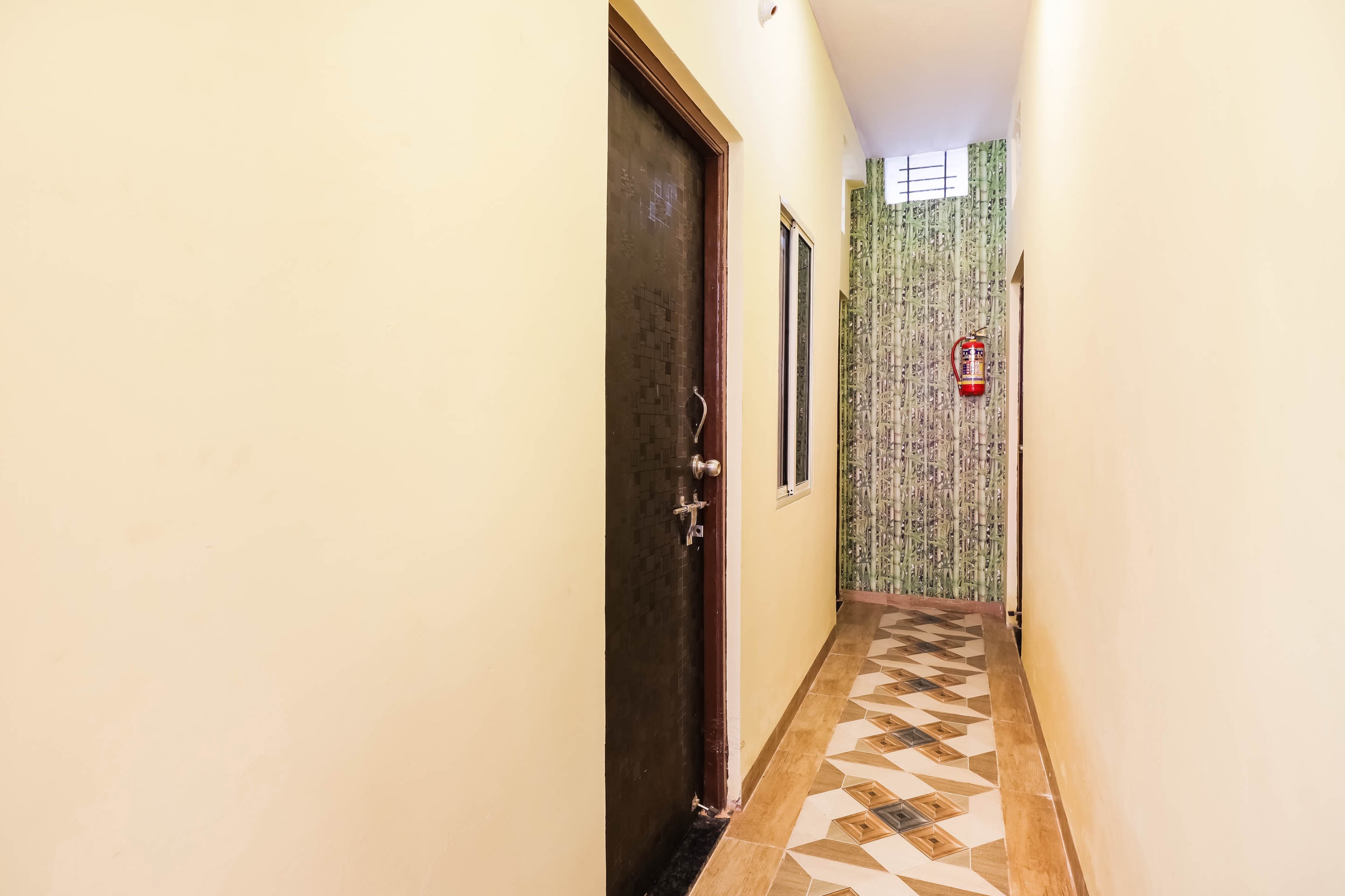 OYO 69728 The Dreams, Indore 2