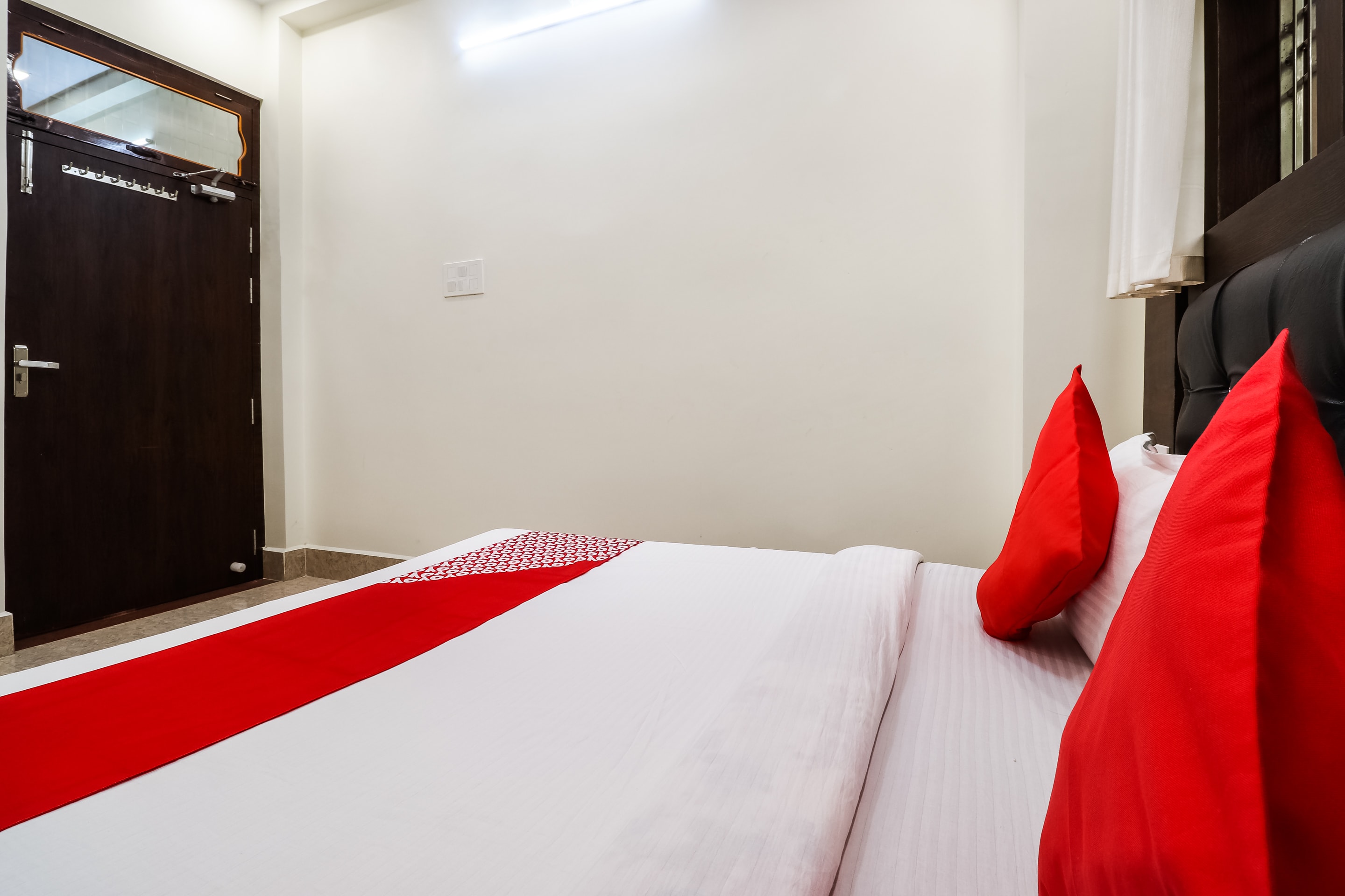OYO 70294 Hotel Chandra, Lucknow 3