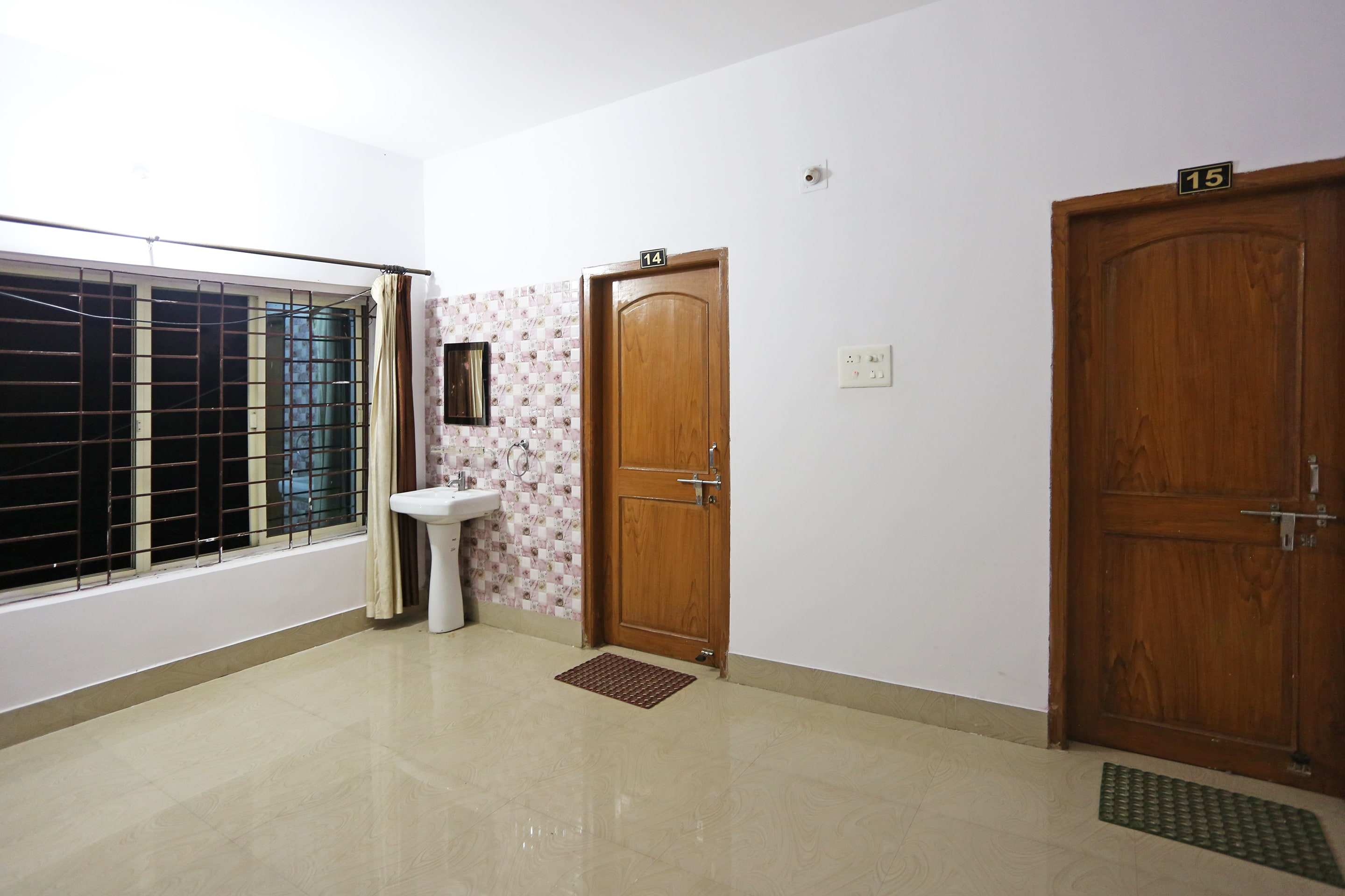 OYO 4110 Miskys Guest House, Bhubaneswar 5