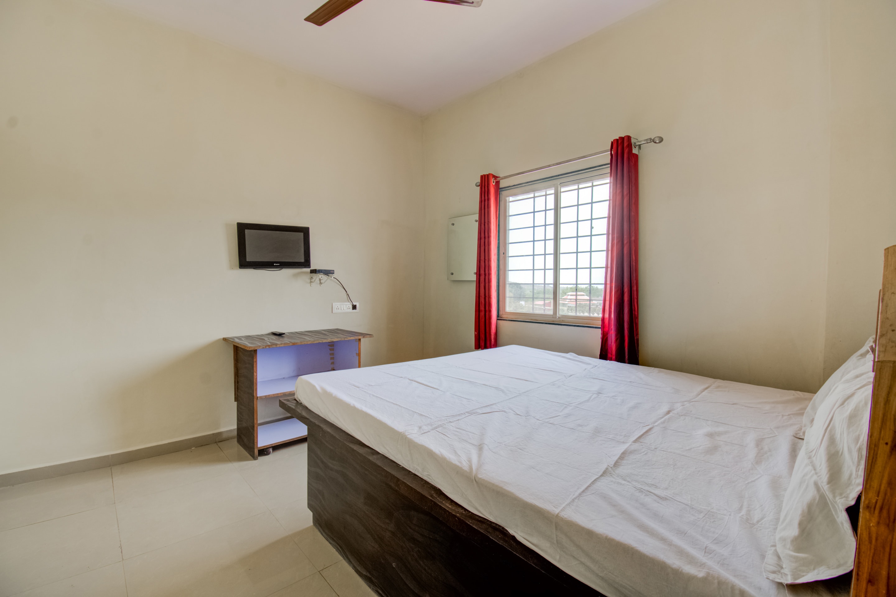 SPOT ON 37167 Hotel KGN, Bilaspur 4