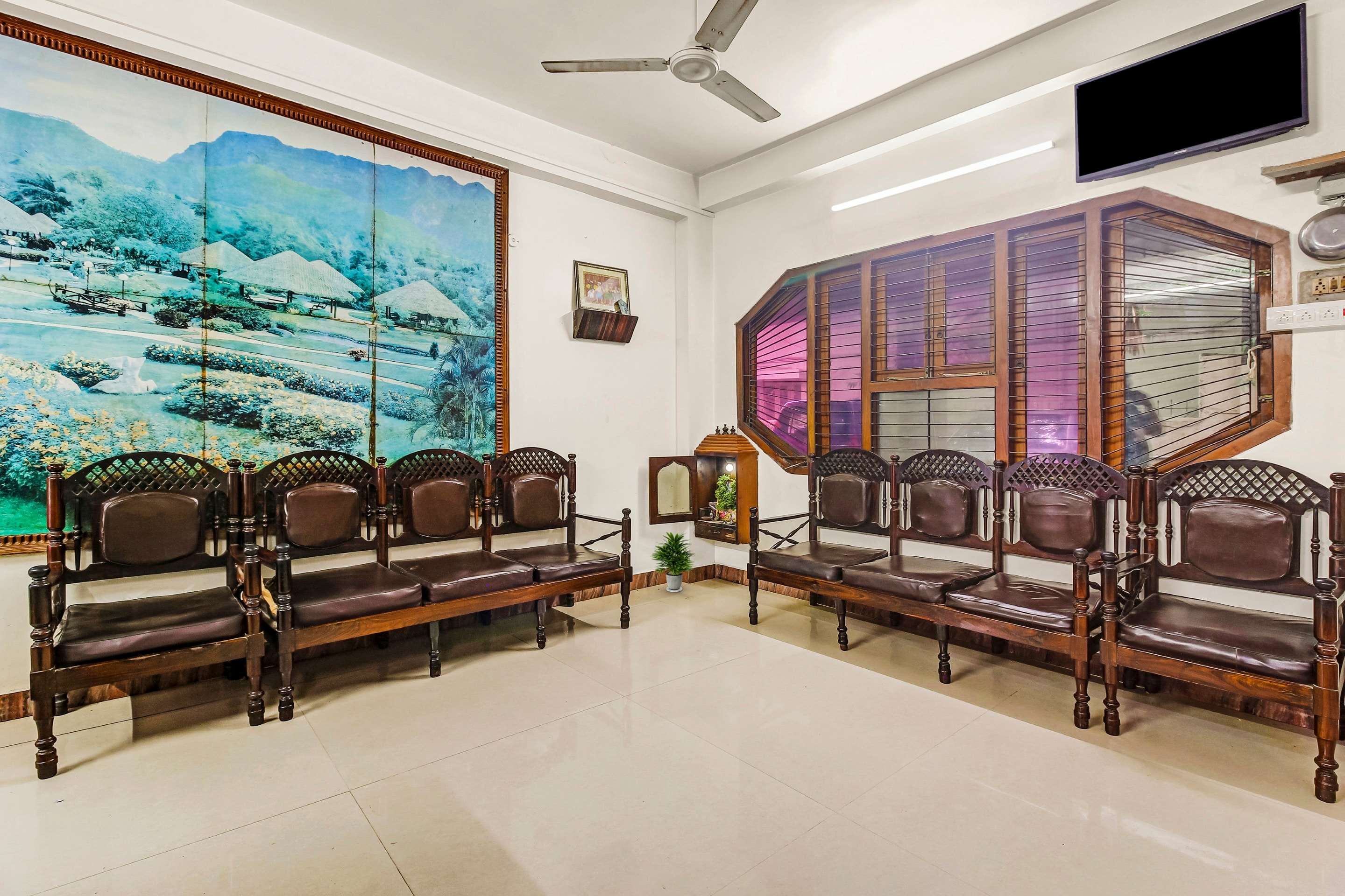 OYO Flagship 38697 Hotel Sridhar, Khammam 3