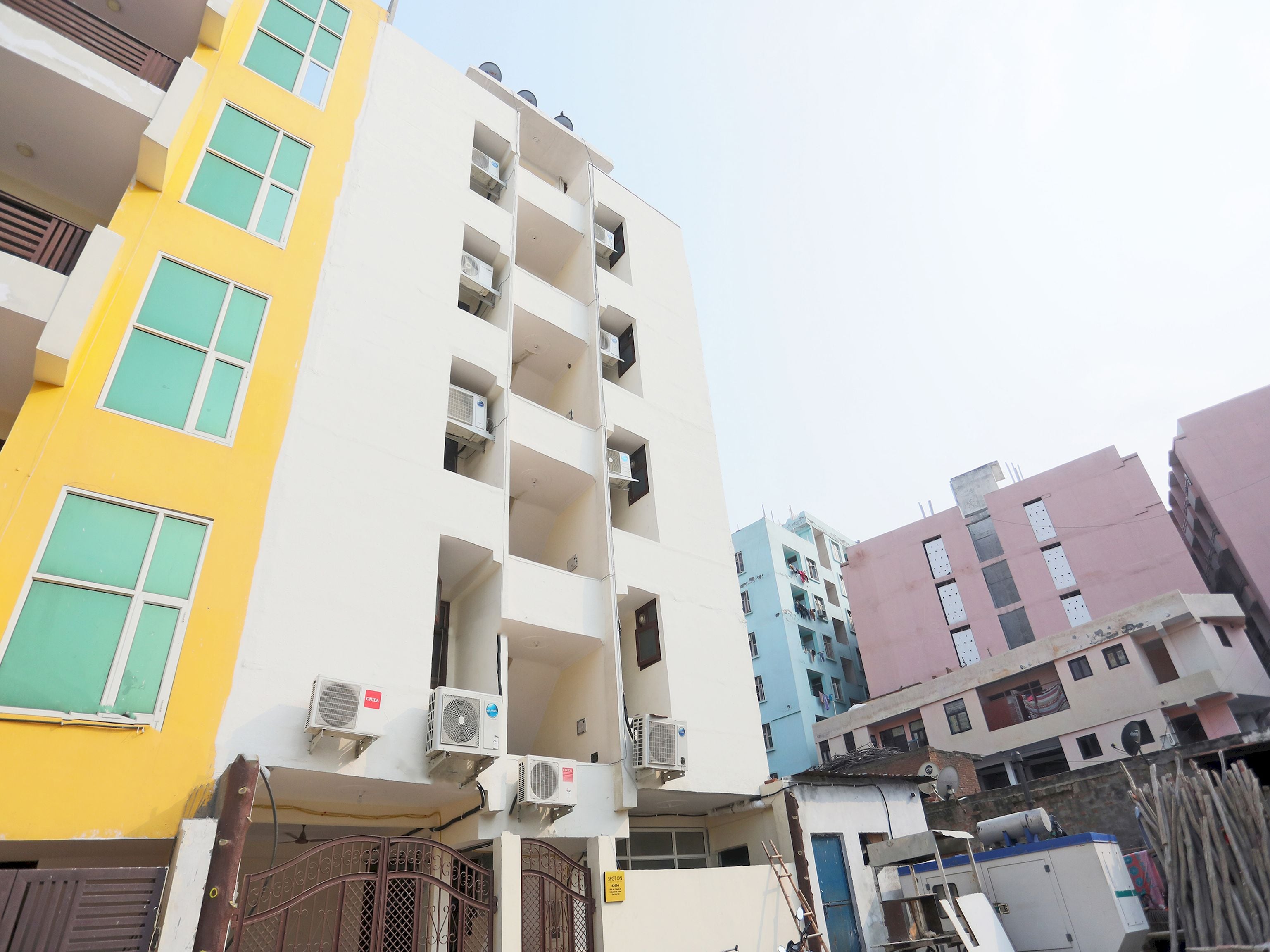 OYO 42694 A P Residency, Noida 2