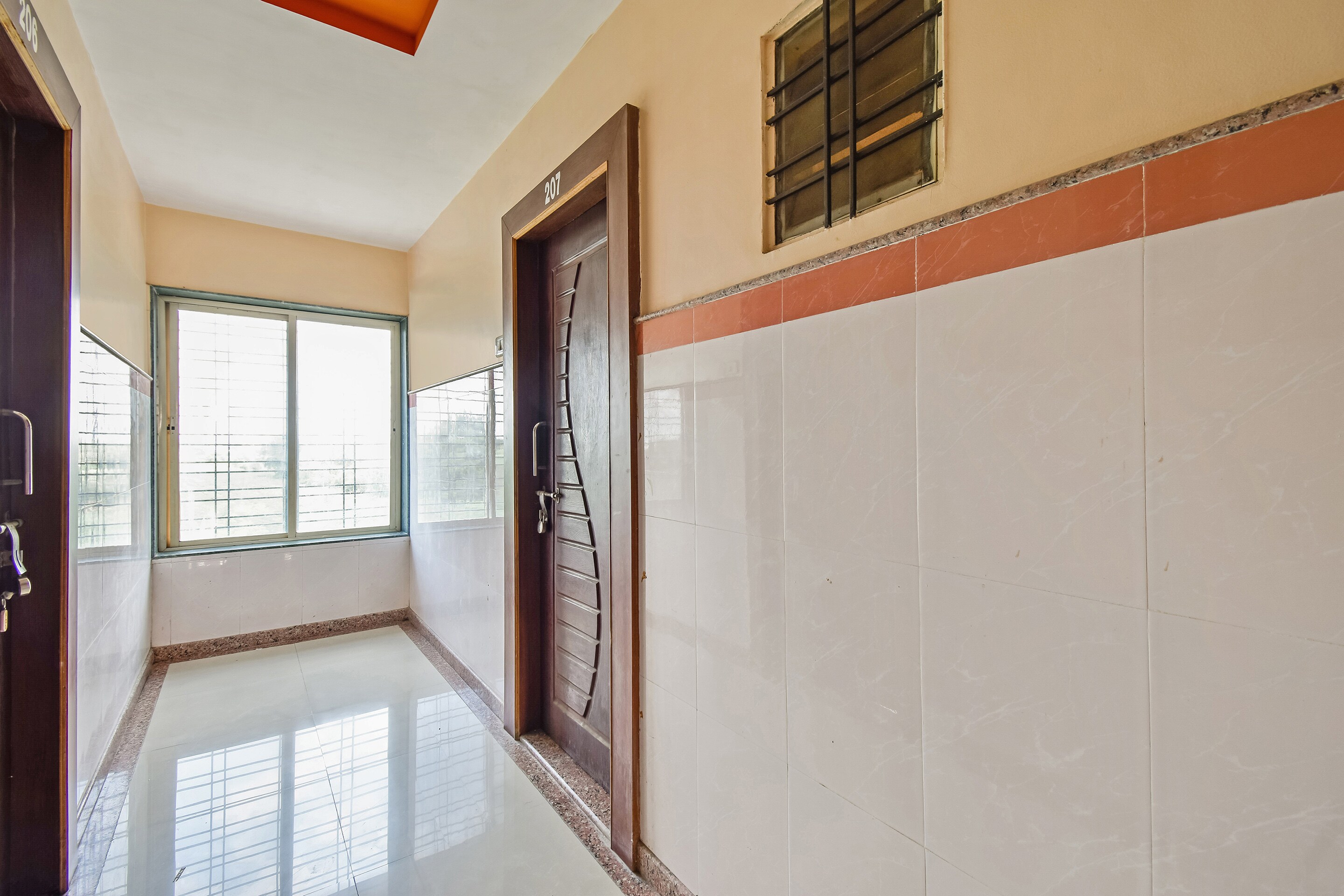 SPOT ON 49550 Hotel Jeeva Residency, Shirdi 5