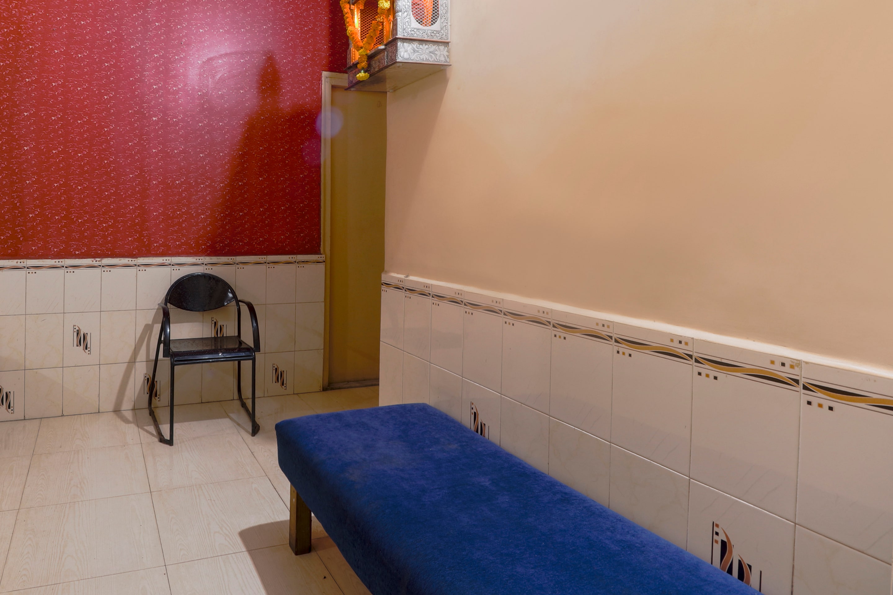 SPOT ON 69894 Dream Night Lodging And Boarding, Mumbai 2