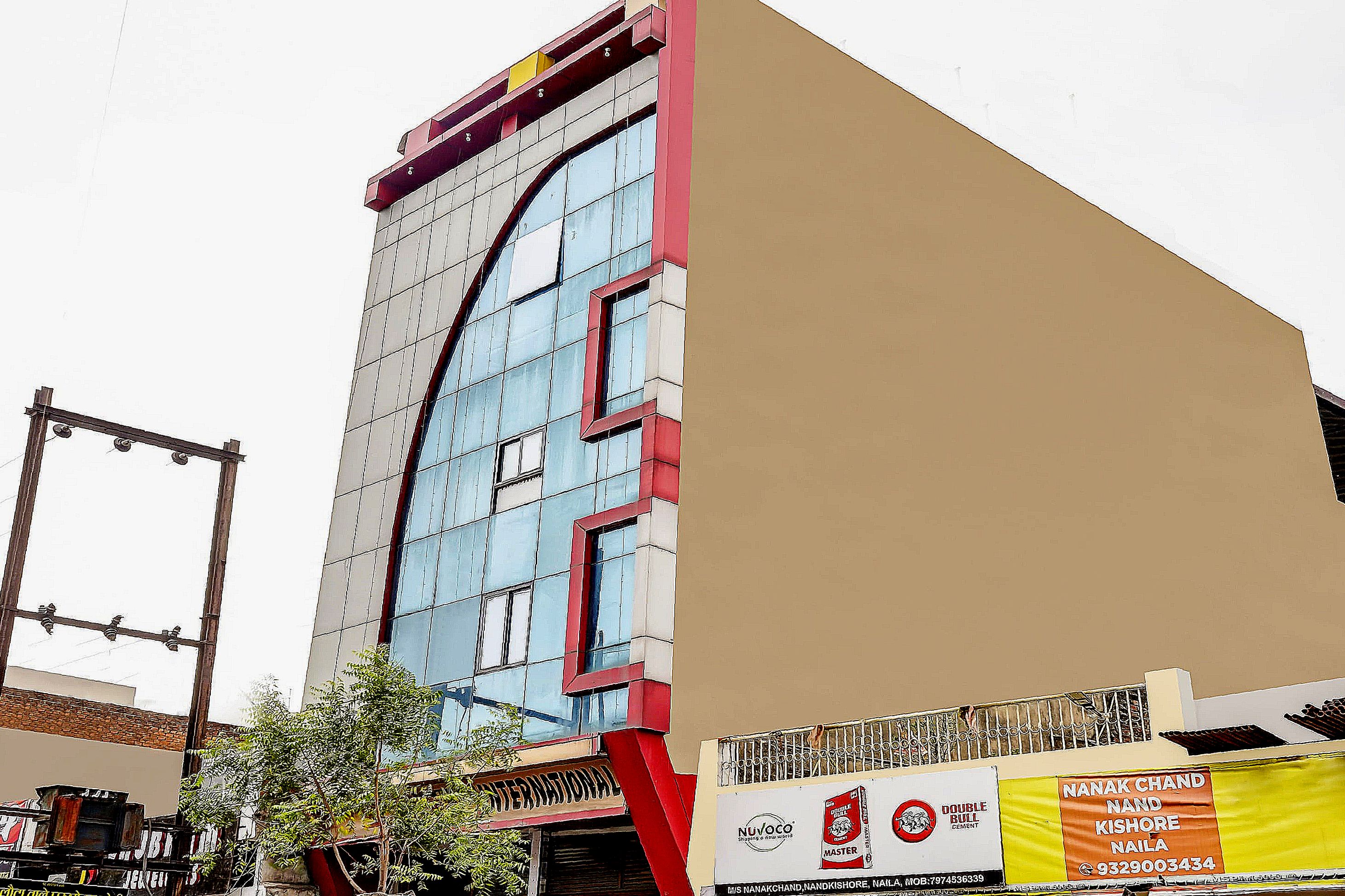 Capital O 79766 Hotel Star International, Bilaspur 2