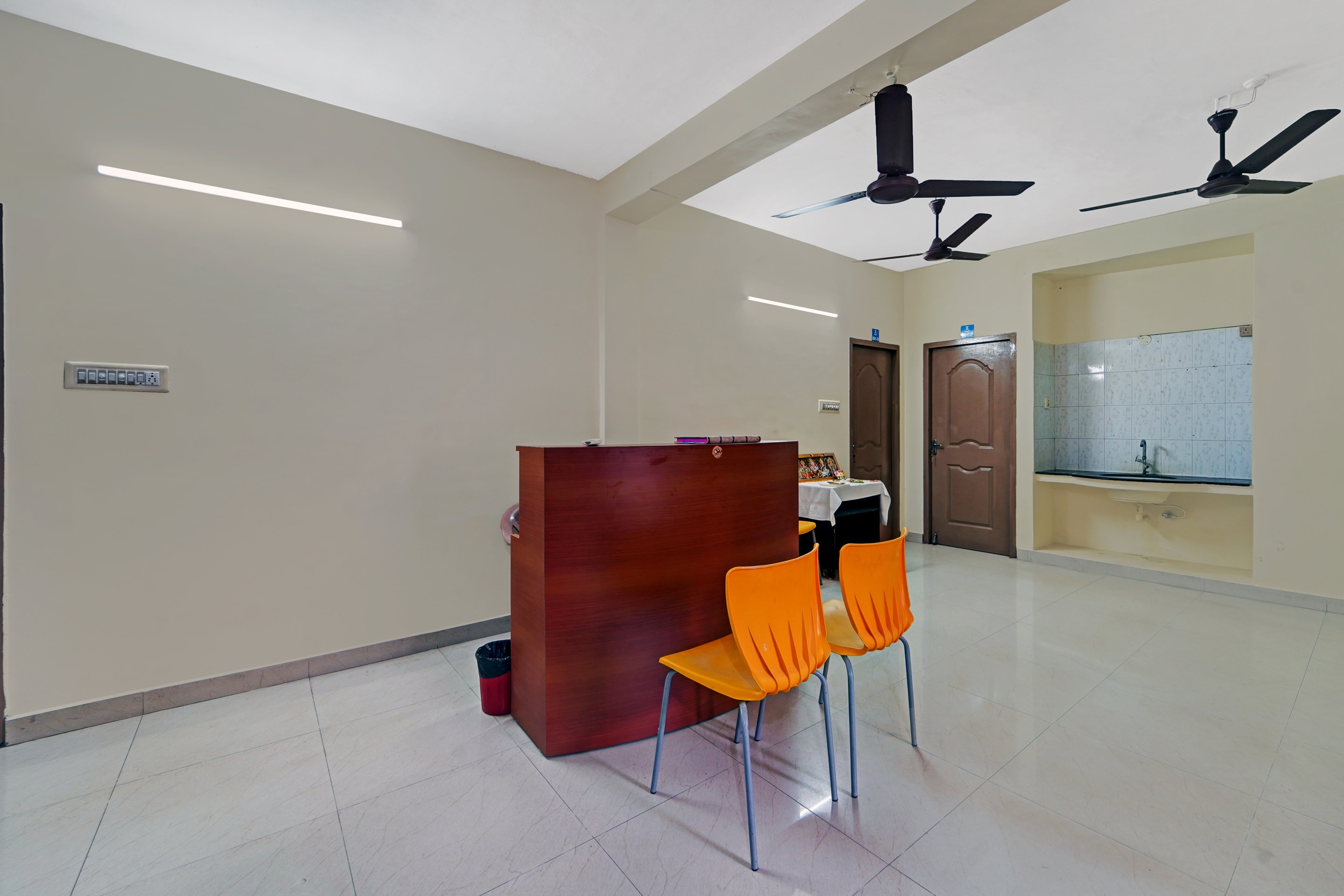 Collection O 83259 Senthamizh Residency, Chennai 4