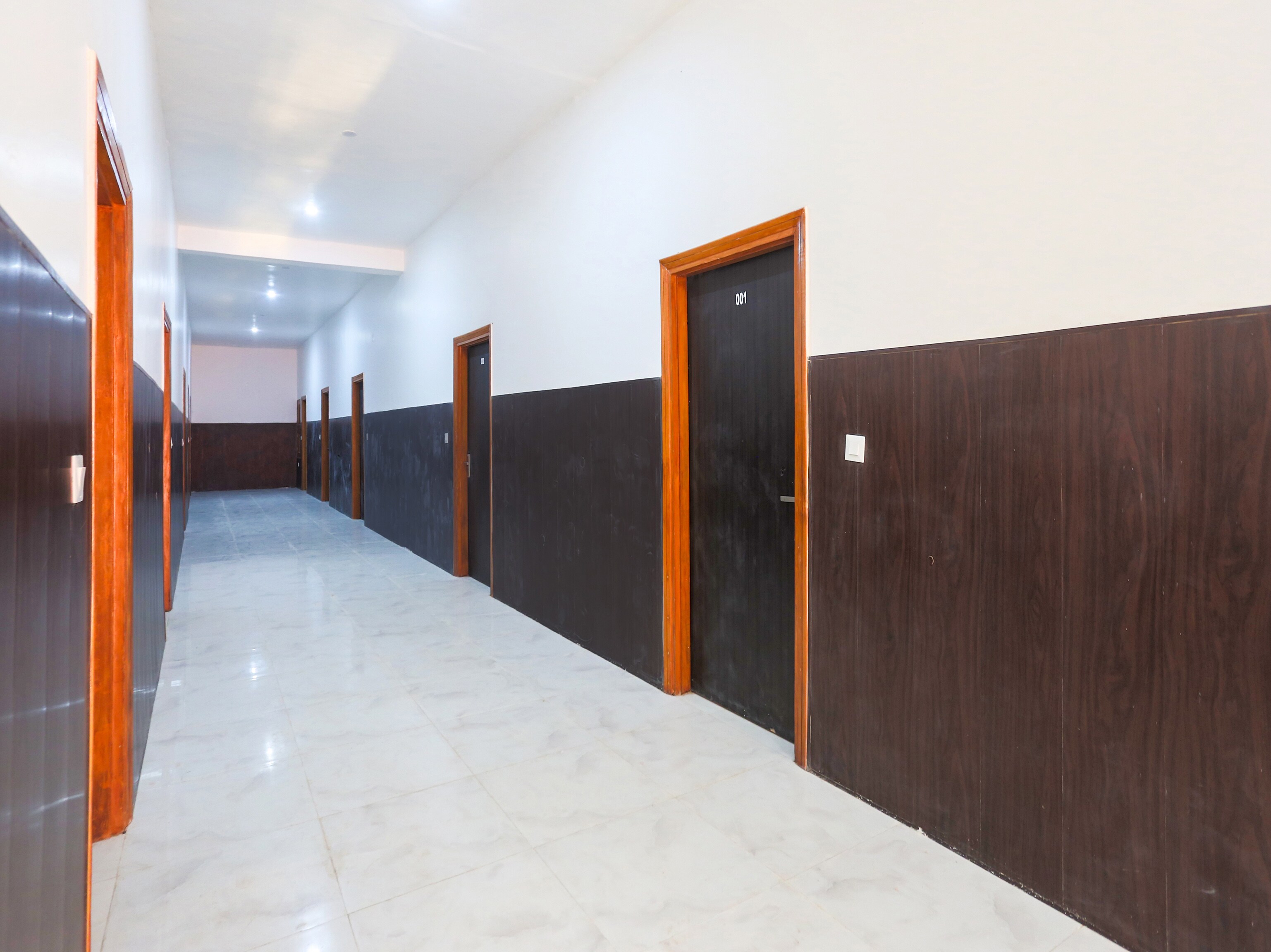 OYO 73731 Hotel Mayur, Faridabad 2
