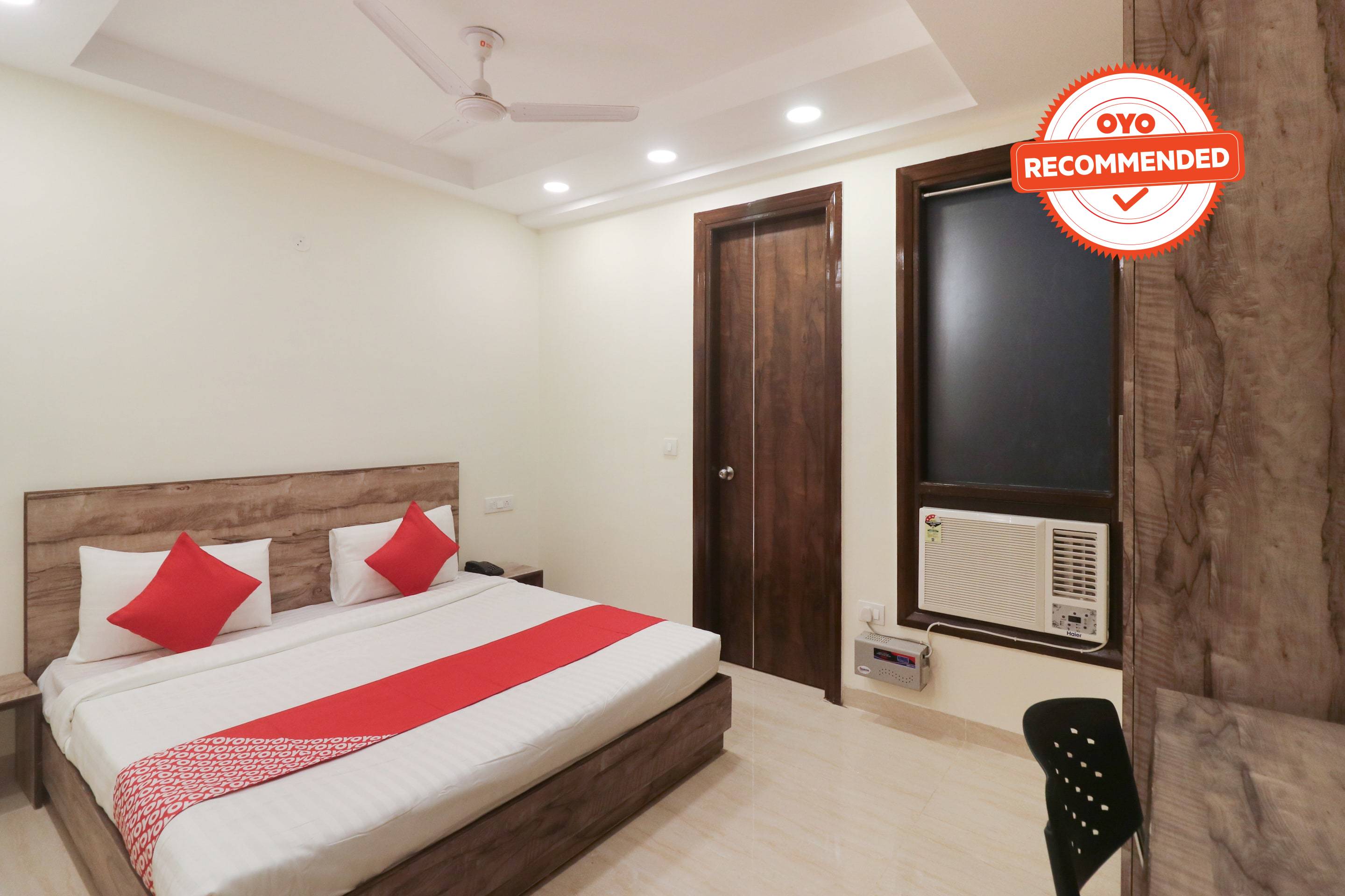 Oyo flagship 23252 Near Artemis Hospital, Gurgaon 5