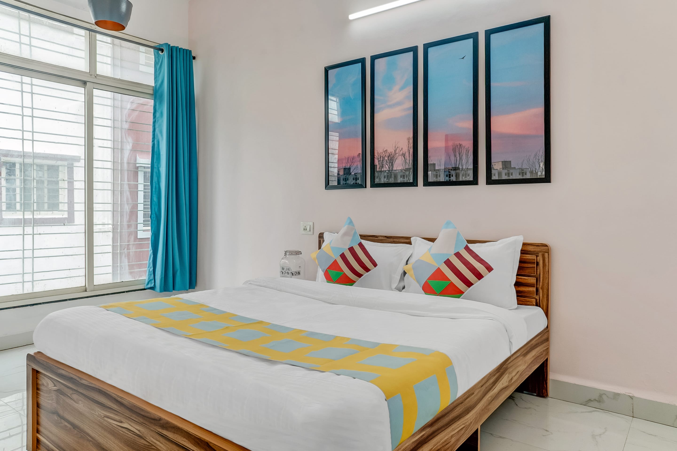 OYO Home 78057 Dazzling Studios Near Airport, Pune 2