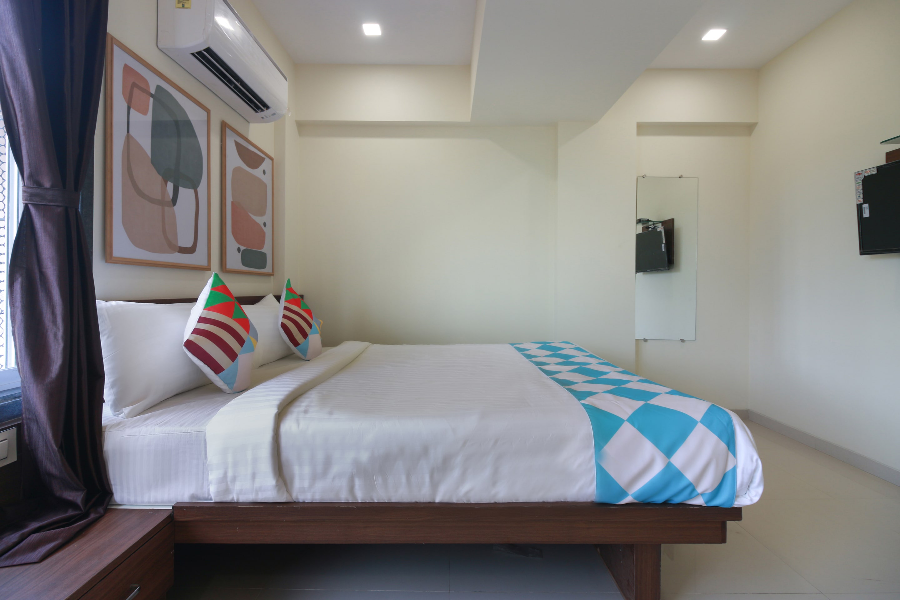 OYO HOME 81630 Exotic Studio Kalamboli, Mumbai 4