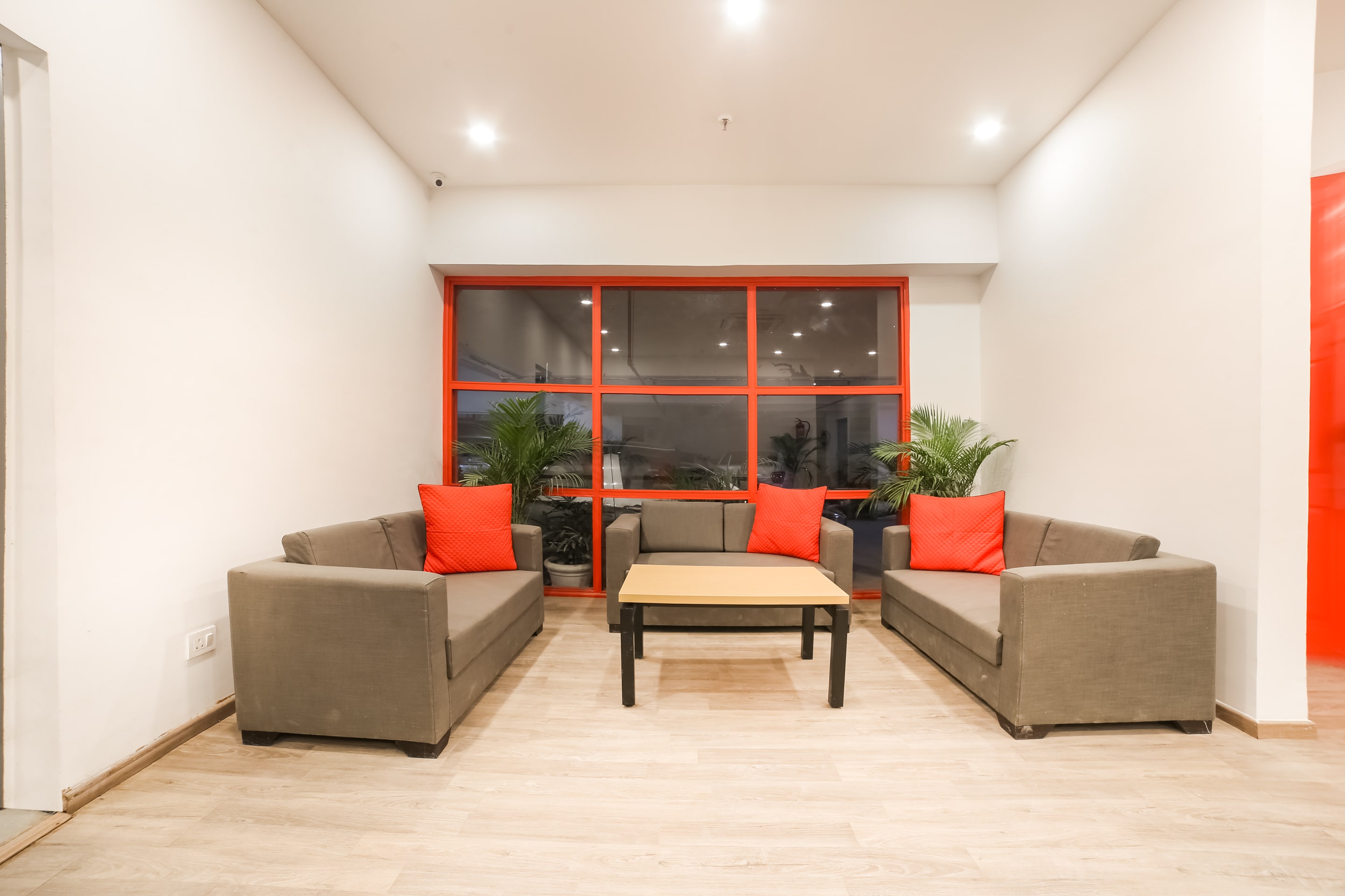 OYO Townhouse 160 Sector 1 Vaishali, Ghaziabad 5